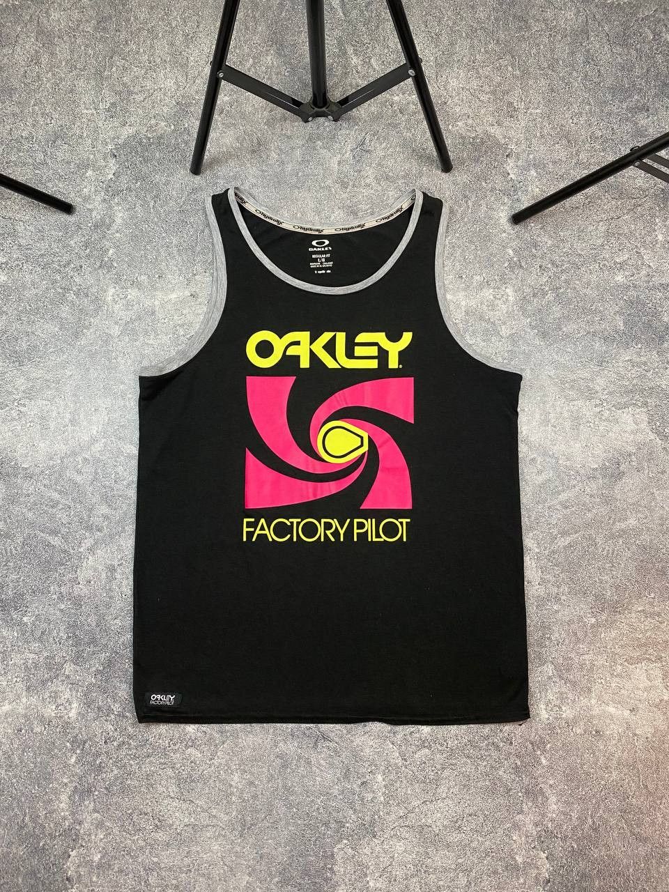 Oakley × Vintage Vintage 00s Oakley Tank Top Size US M / EU 48-50 / 2 - 1 Thumbnail