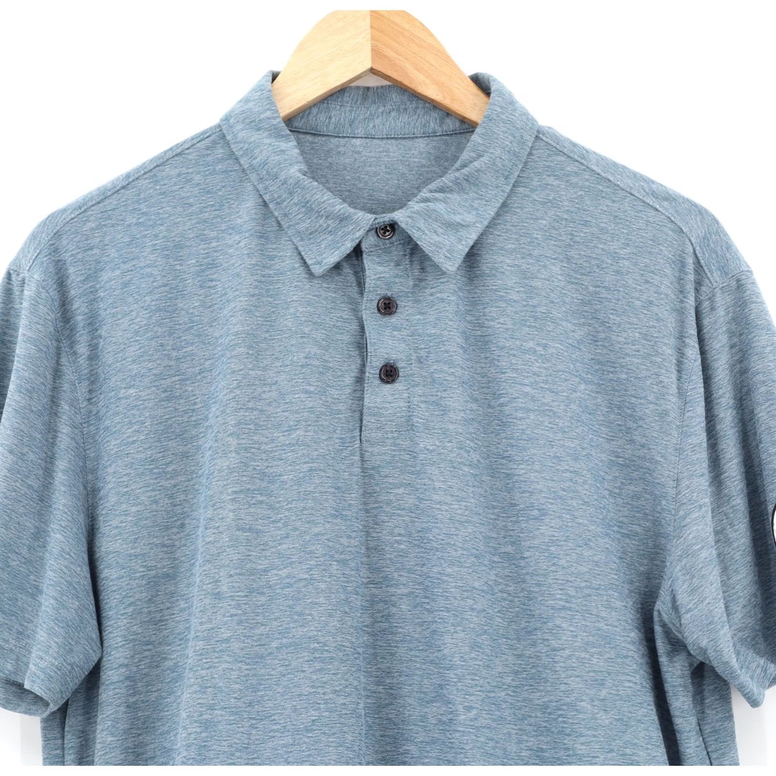 Vuori Vuori Polo Shirt Mens L Blue Strato Tech Pullover Collared Logo 21" Pit to Pit 27.5" Shoulders Vintage No Size US L / EU 52-54 / 3 - 3 Thumbnail