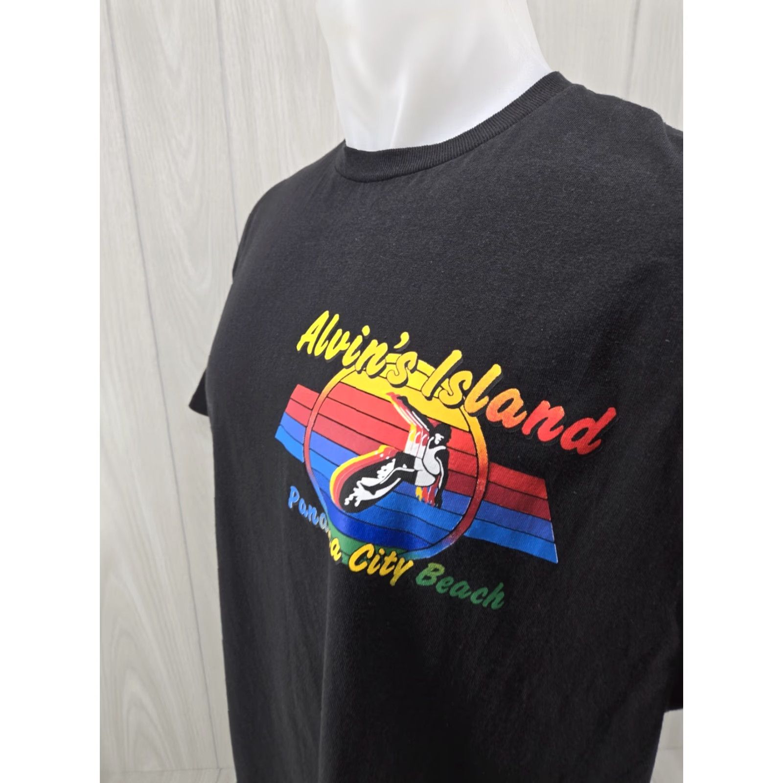 Delta Delta Alvin's Island Panama City Beach Surfer T Shirt 2XL Black Men Short Sleeve Cotton Round Neck Graphic Print T-Shirt Size US XXL / EU 58 / 5 - 4 Thumbnail