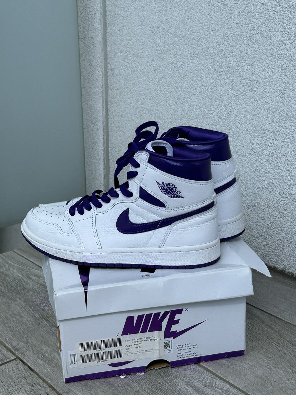 Nike Nike Air Jordan 1 High OG White Purple Size US 7.5 / IT 37.5 - 4 Thumbnail