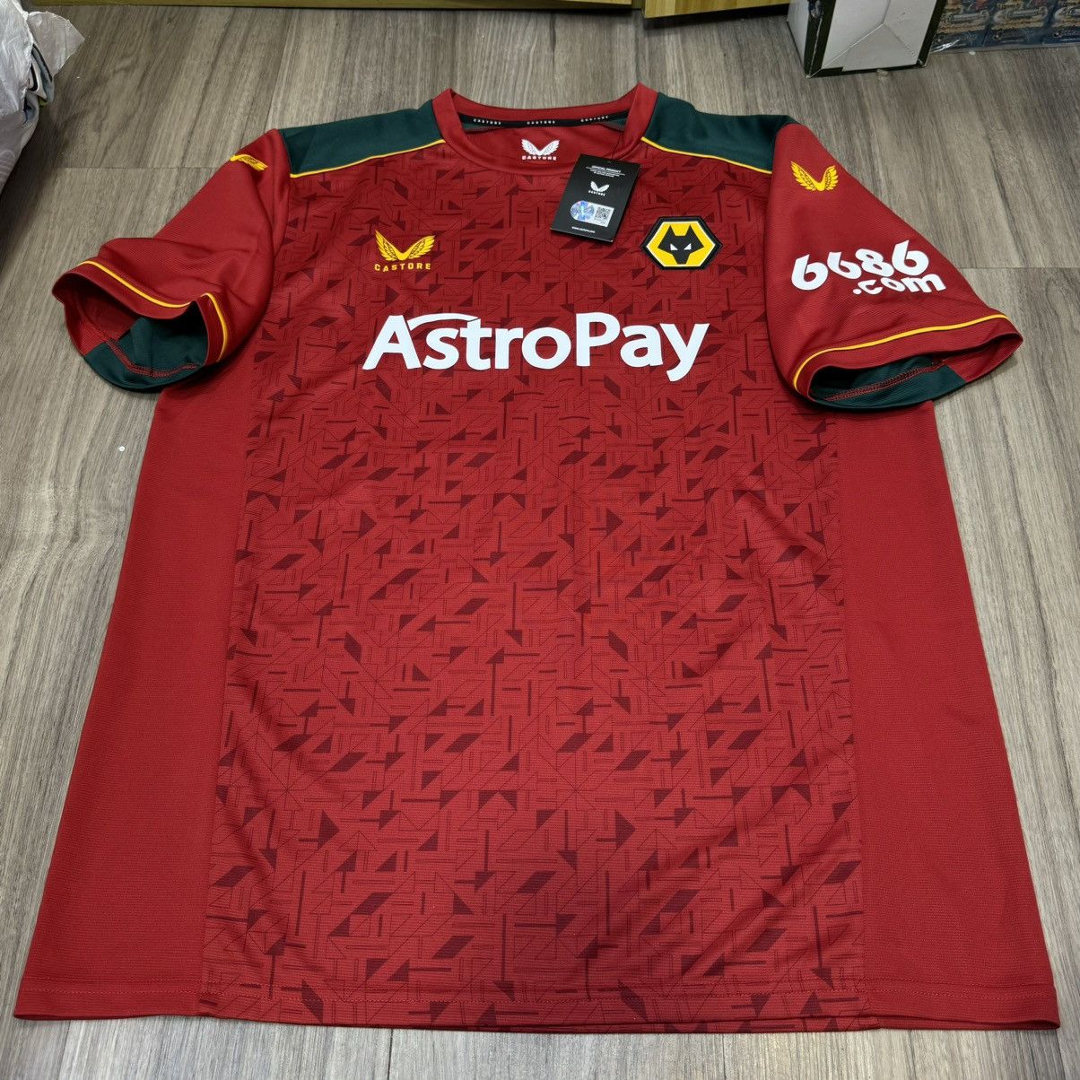 Other Wolves 23/24 away shirt #11 Hee Chan (Bnwt) Size US XL / EU 56 / 4 - 1 Thumbnail