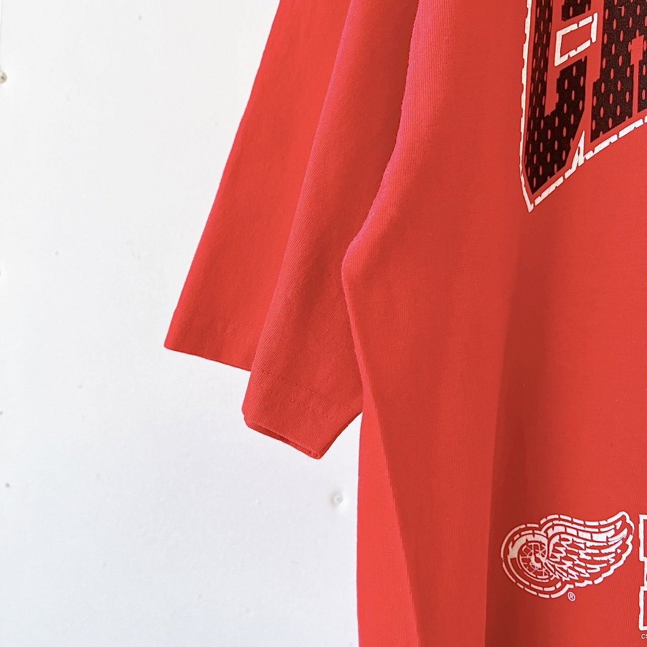 Vintage 90s Detroit Red Wings NHL t-shirt/ XL Size US XL / EU 56 / 4 - 5 Thumbnail