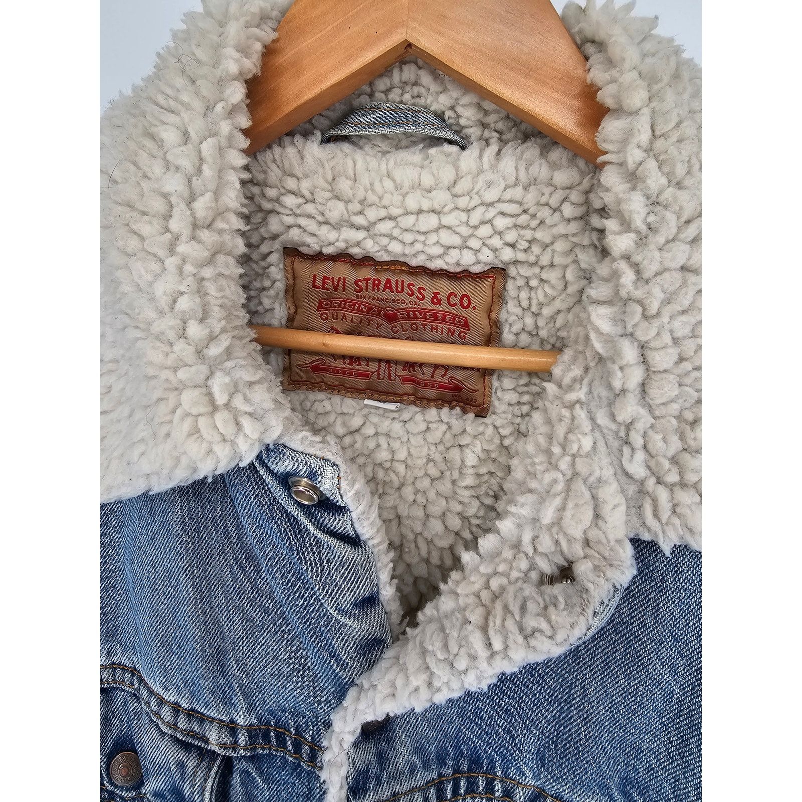 Levi's 90s Levis Jacket Mens M Blue Denim Trucker Sherpa Lined USA Size US M / EU 48-50 / 2 - 4 Thumbnail