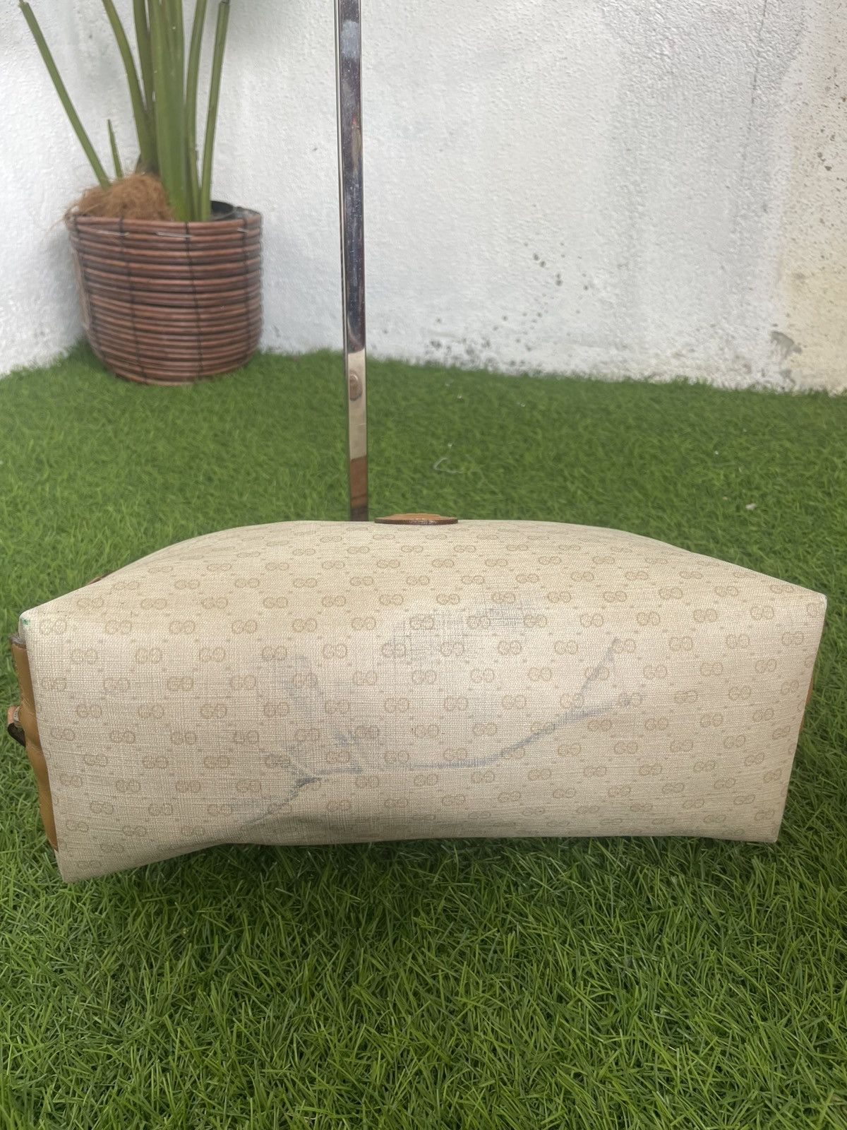 Gucci Authentic vintage GUCCI Clutches Bag Size ONE SIZE - 3 Thumbnail