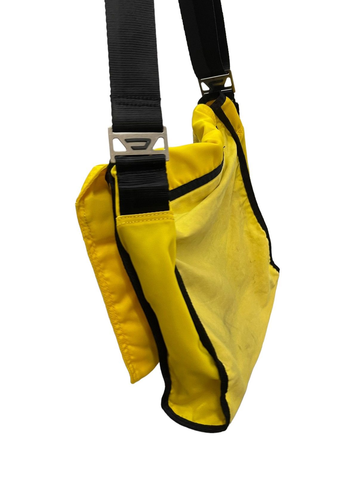 Diesel Messenger Diesel Spell Out Sling Bag 1🟩 Size ONE SIZE - 3 Thumbnail