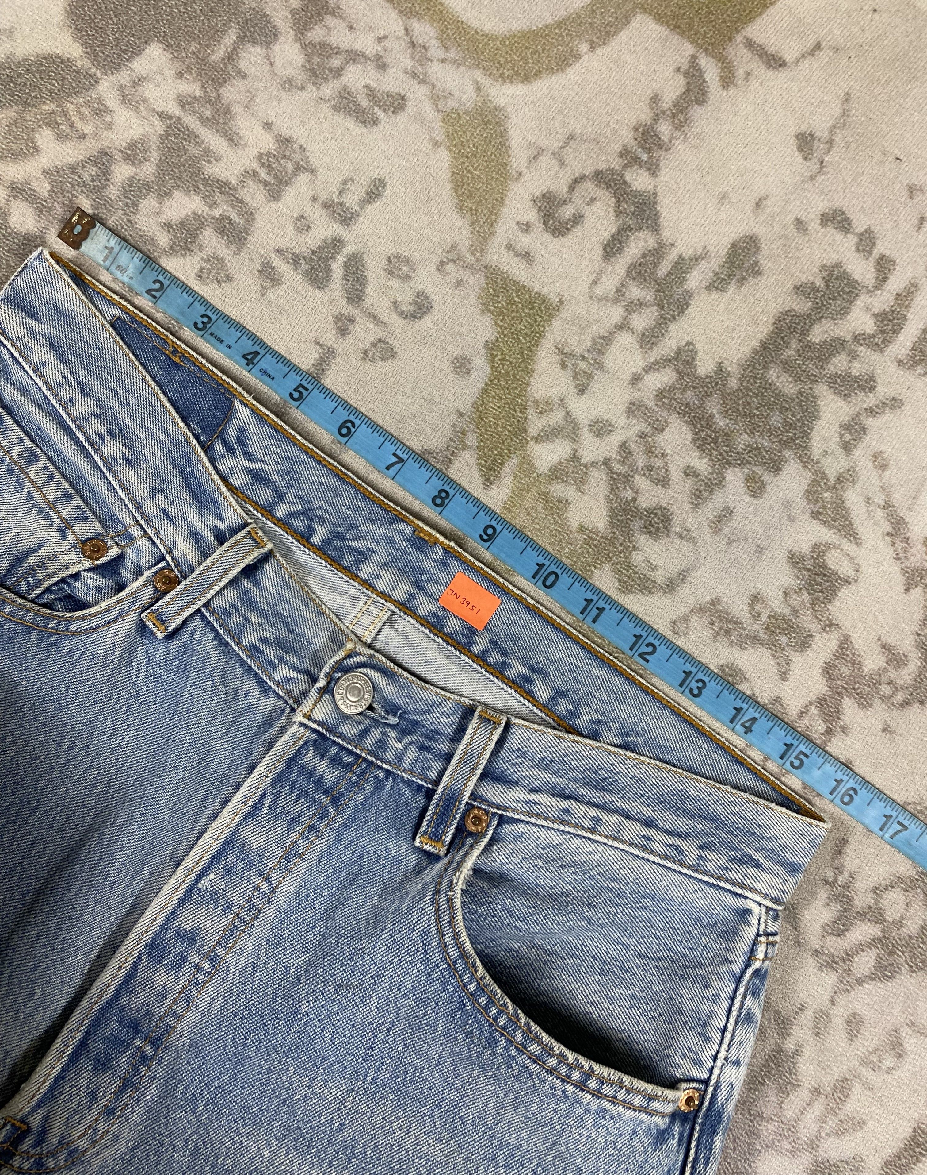 Levi's Blue Wash Vintage Levi's 501 Jeans 32x30 Denim-JN3951 Size US 32 / EU 48 - 5 Thumbnail