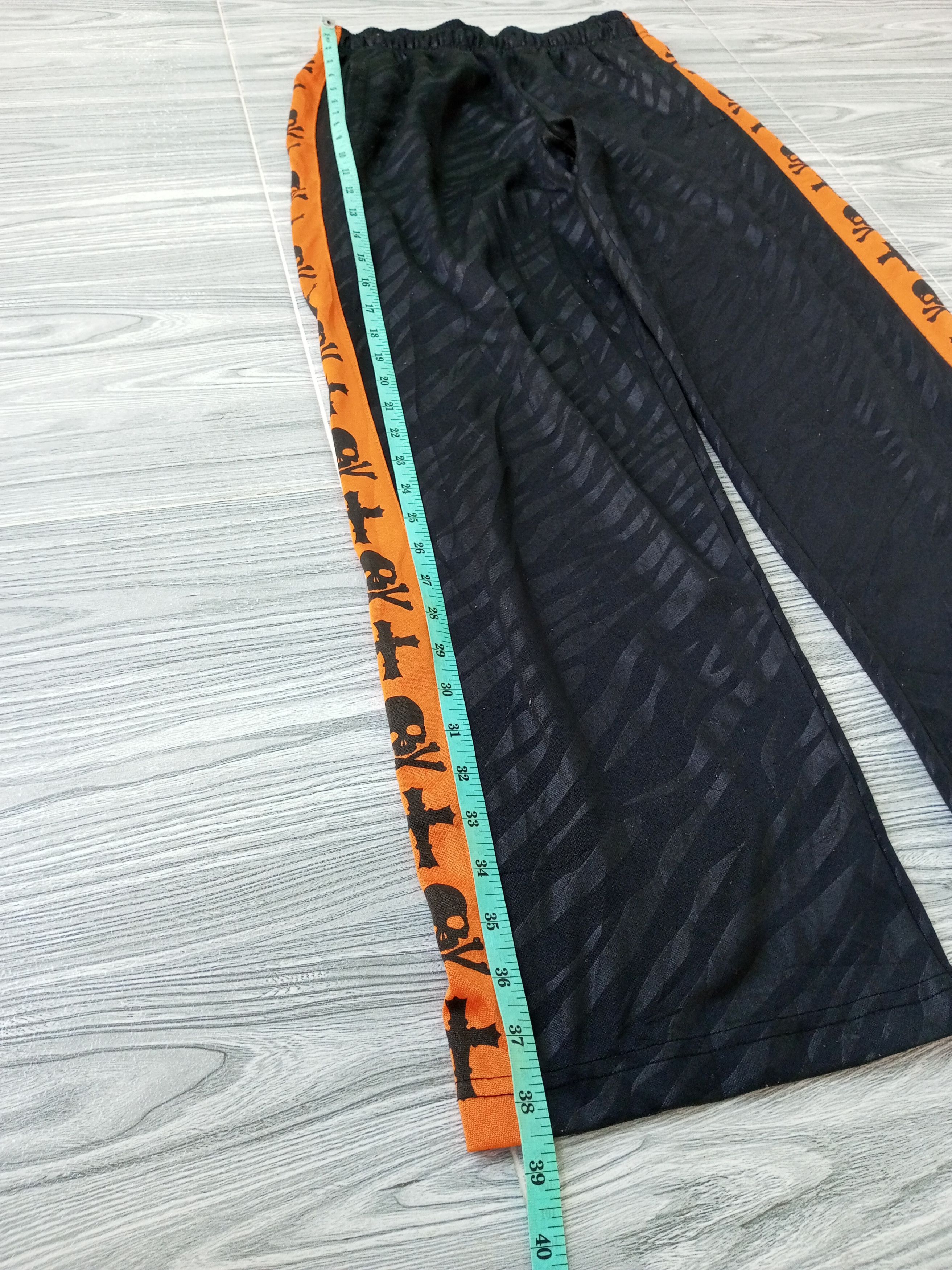 Japanese Brand Undefined Skull and Cross Track Pants Size US 32 / EU 48 - 5 Thumbnail