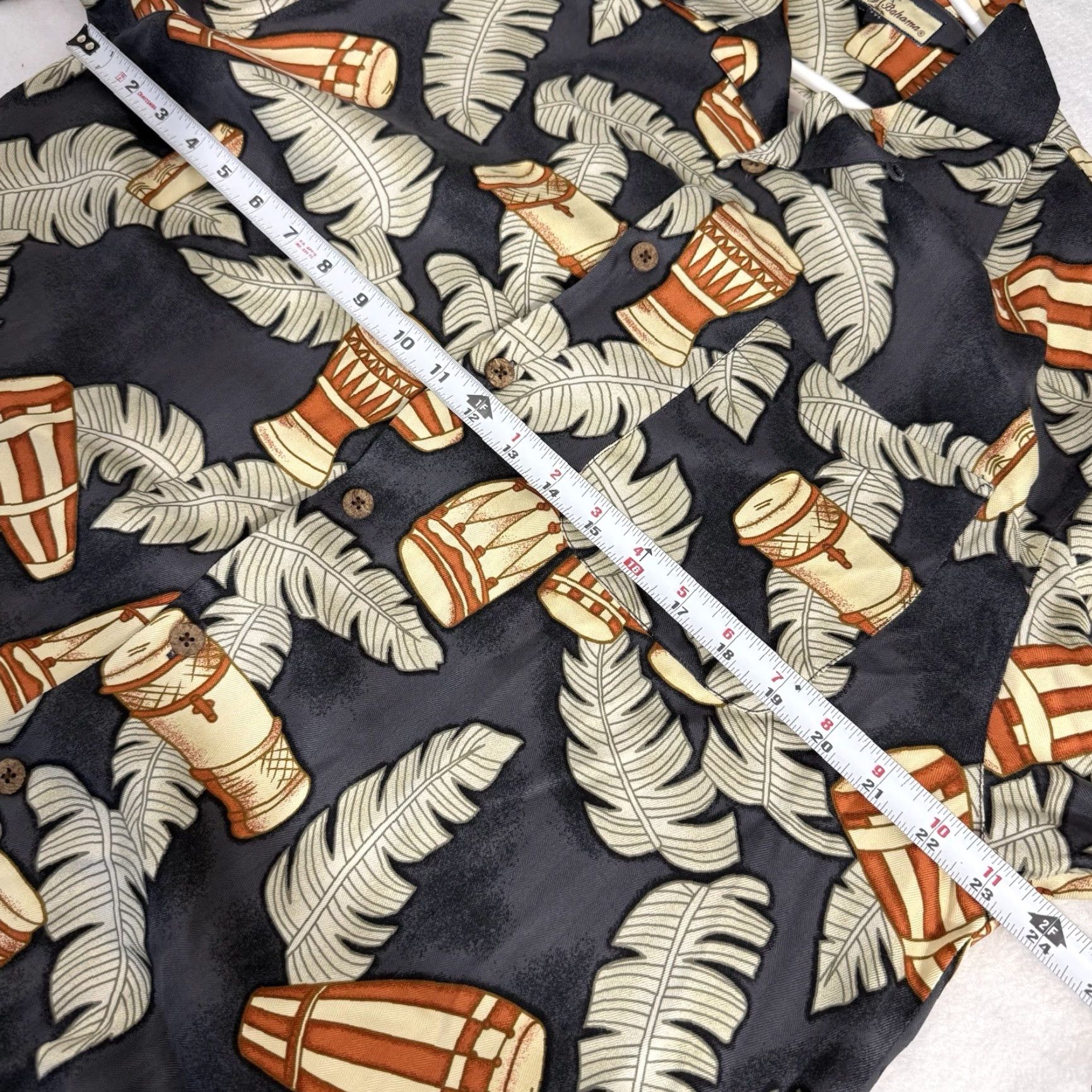 Tommy Bahama Tommy Bahama Button-Up Shirt M Silk Multicolor Hawaiian Bongo Drums Short Sleeve Casual Mens M Size US M / EU 48-50 / 2 - 3 Thumbnail