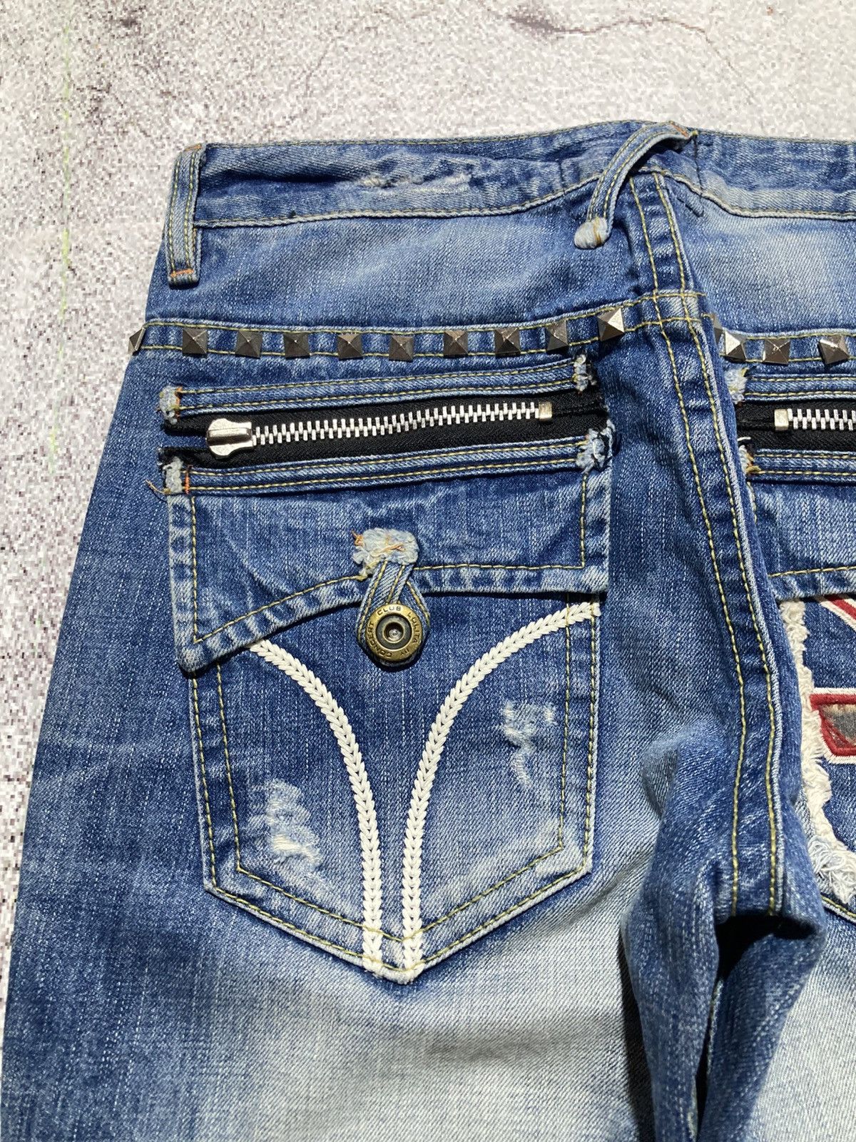Japanese Brand 2000s Lolita Y2k Studded Faded 3/4 Jeans Pants Lgb Punk Size US 32 / EU 48 - 6 Thumbnail