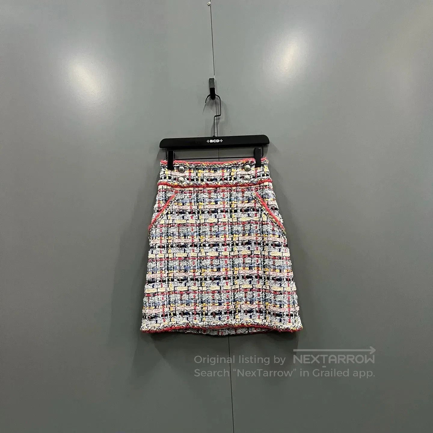 Chanel chanel colorful woven mini skirt. Size 35" - 1 Thumbnail