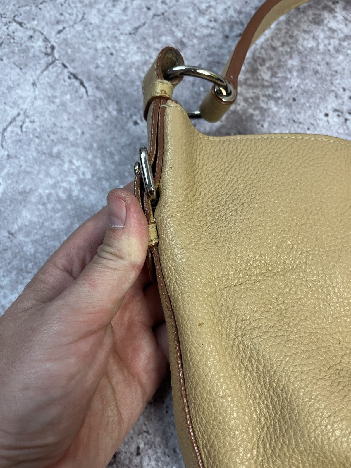 Prada 2000’s Prada Beige Vitello Daino Leather Hobo Shoulder Bag Size ONE SIZE - 14 Thumbnail