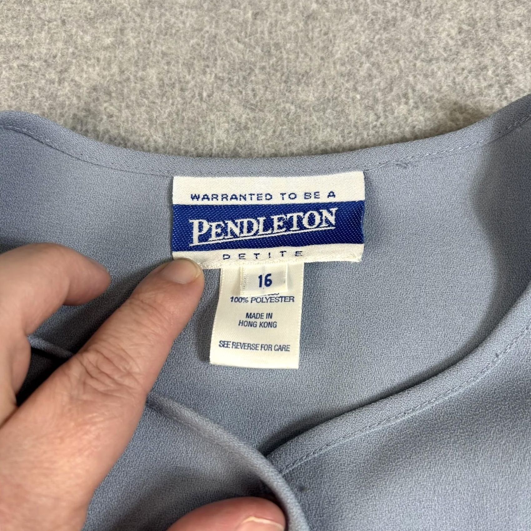 Pendleton VINTAGE Pendleton Shirt Women 16 Petite Blue Button Short Sleeve Hong Kong 90s Size XXL / US 16-18 / IT 52-54 - 3 Thumbnail