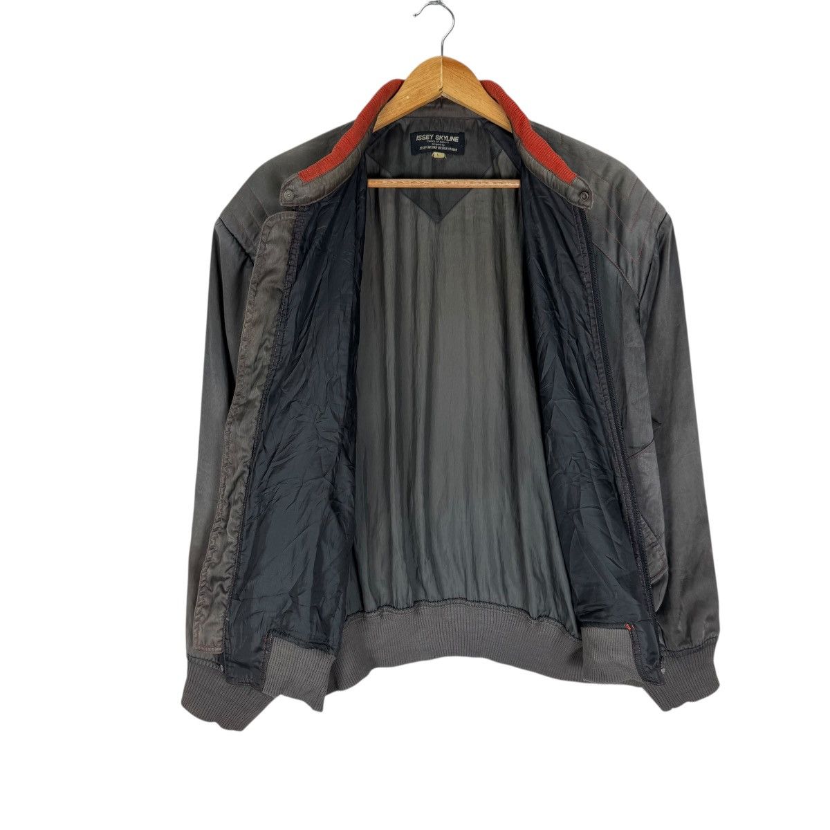 Issey Miyake 🔥80s ISSEY SKYLINE BOMBER JACKET Size US L / EU 52-54 / 3 - 9 Thumbnail