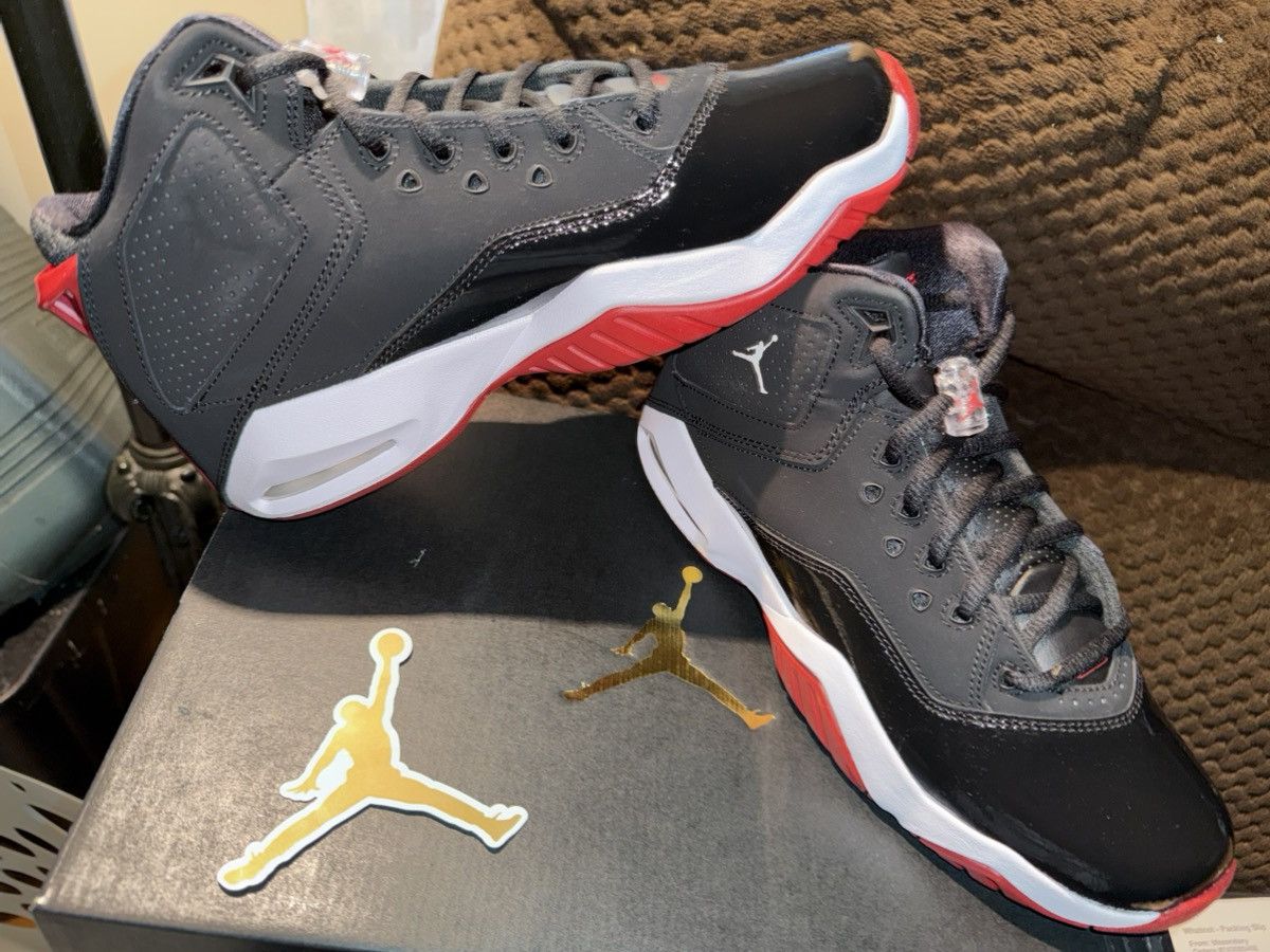 Jordan Brand Nike Air Jordan B’ Loyal, New w/ Box, Lace Locks & Sticker! Size US 7 / EU 40 - 4 Thumbnail