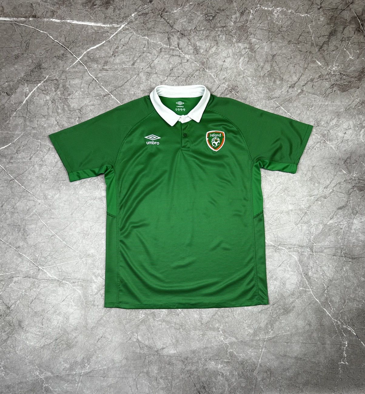 Umbro Umbro Ireland soccer jersey size XL Size US XL / EU 56 / 4 - 1 Thumbnail