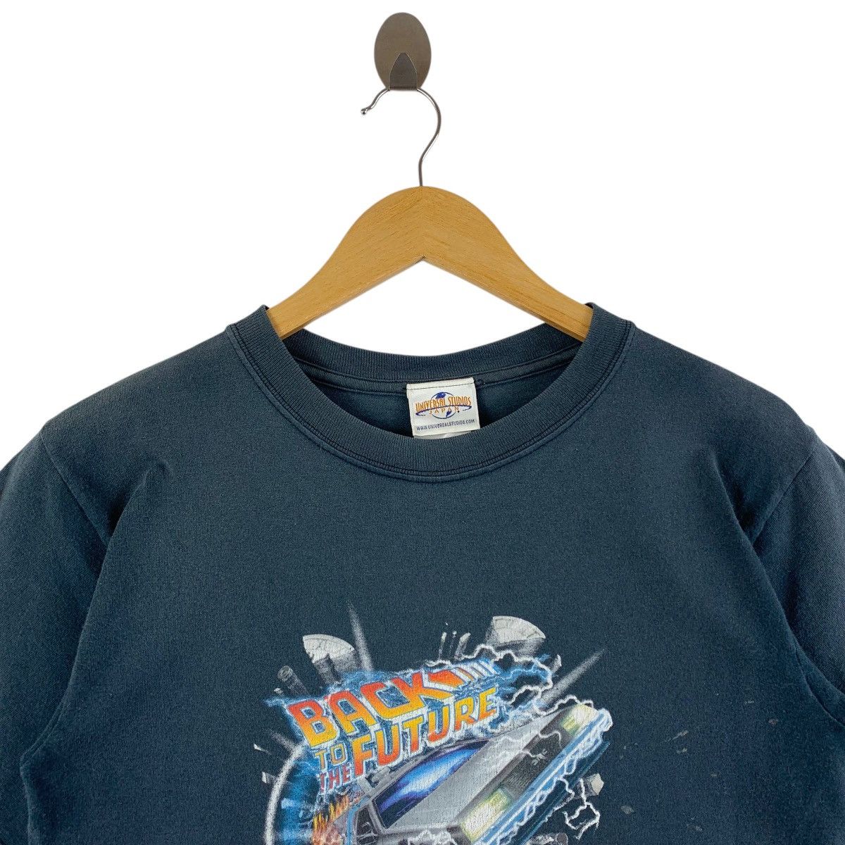 Vintage Vintage 90s BACK TO THE FUTURE movie universal studio tee Size US S / EU 44-46 / 1 - 2 Thumbnail