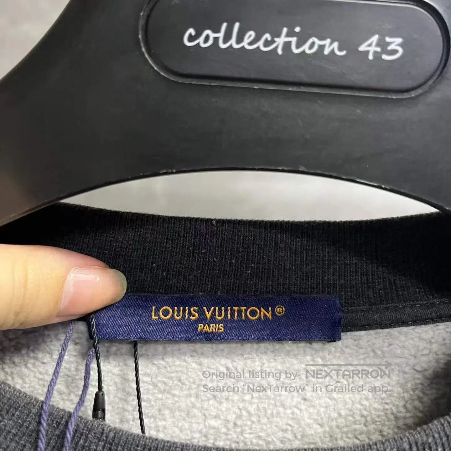 Louis Vuitton Louis Vuitton Gray letter logo printed round-neck long-sle Size US M / EU 48-50 / 2 - 2 Thumbnail
