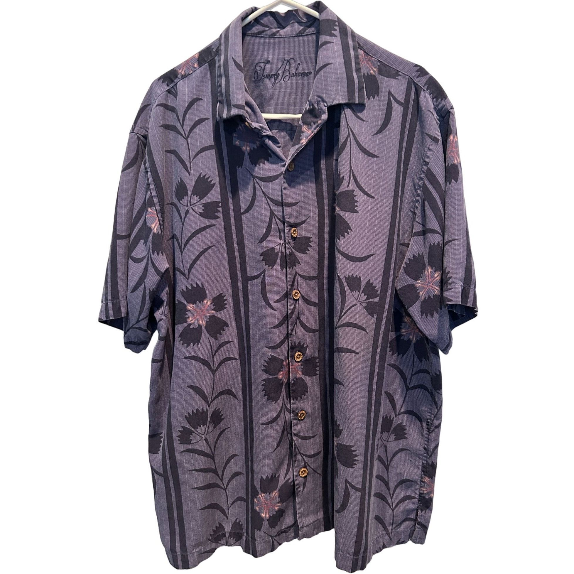 Tommy Bahama Vintage Tommy Bahama Hawaiian Shirt size XL, Embroidered, Te