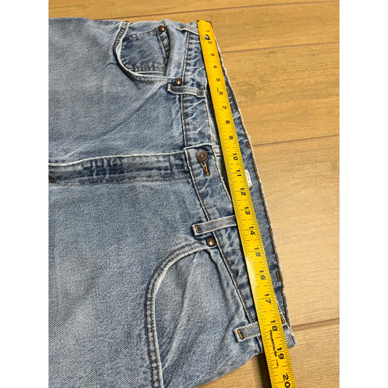 Levi's Vintage Levi’s 545 Loose Fit Jeans Distressed Light Wash 38 Size US 38 / EU 54 - 7 Thumbnail