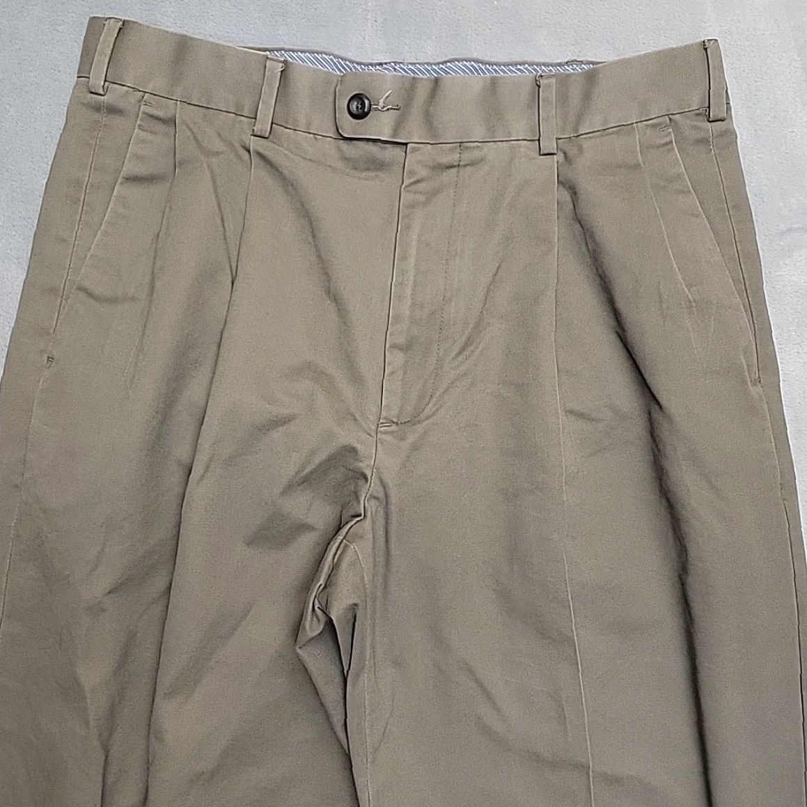 Vintage VINTAGE Axist Pants Men 32x30 Green Pleated Cuffed Twill Classic Preppy Chino Y2K Retro Size US 32 / EU 48 - 3 Thumbnail