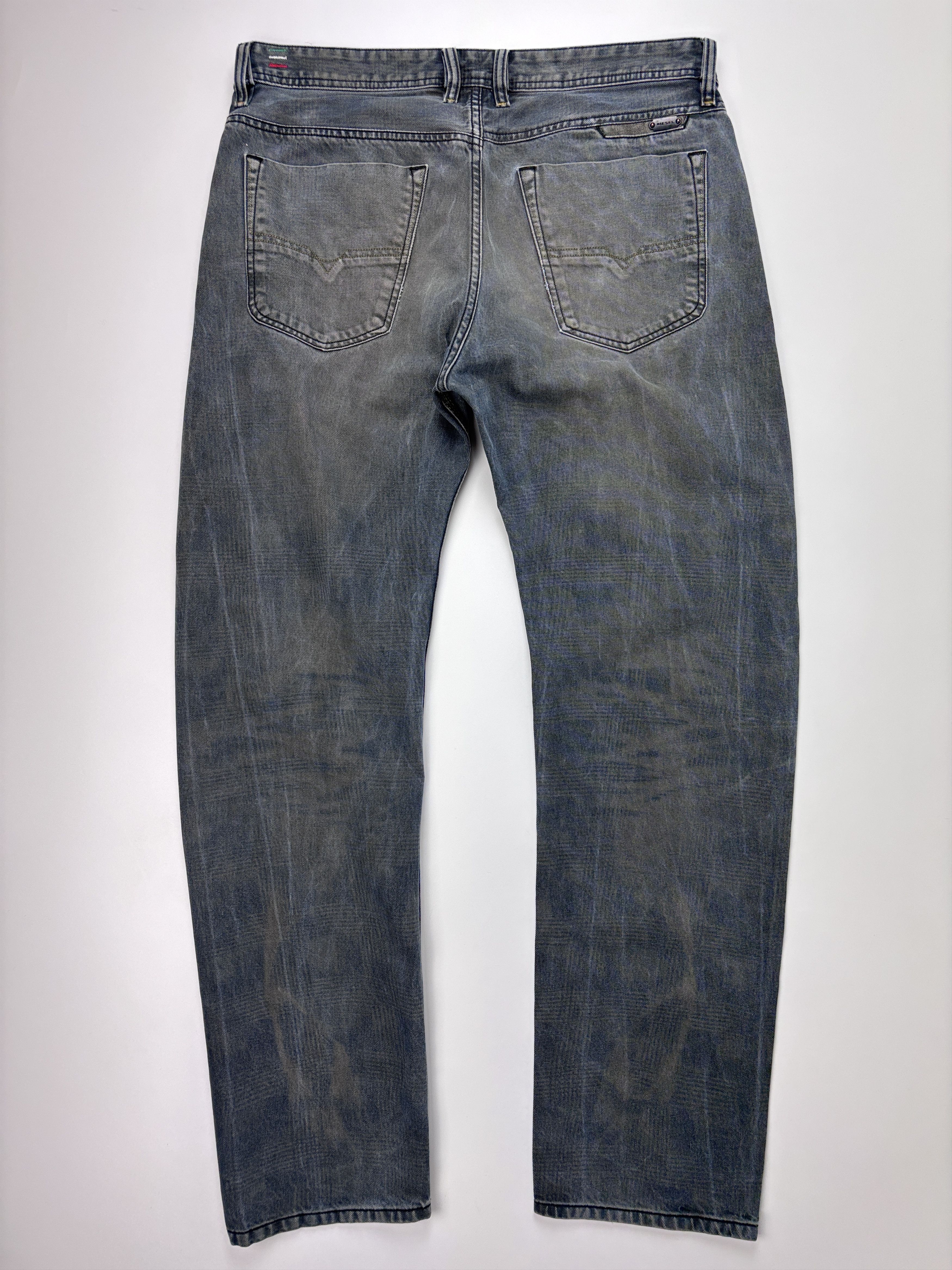 Diesel Diesel Bravefort Comfort-Carrot Acid Wash Jeans Size 32x32 Size US 32 / EU 48 - 4 Thumbnail