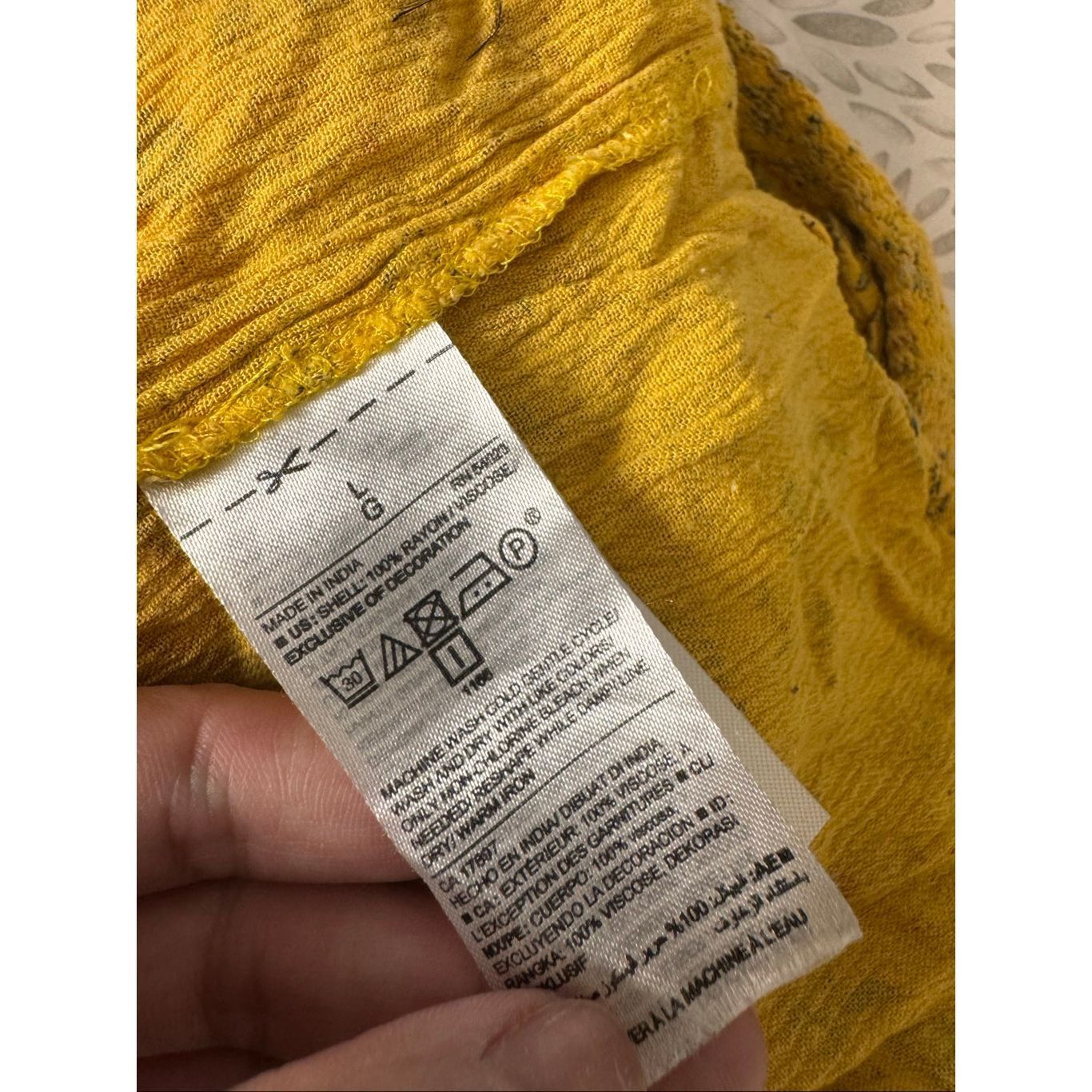 Old Navy Old Navy Yellow Floral Textured Tank Top Women’s Large | Boh Size L / US 10 / IT 46 - 9 Thumbnail