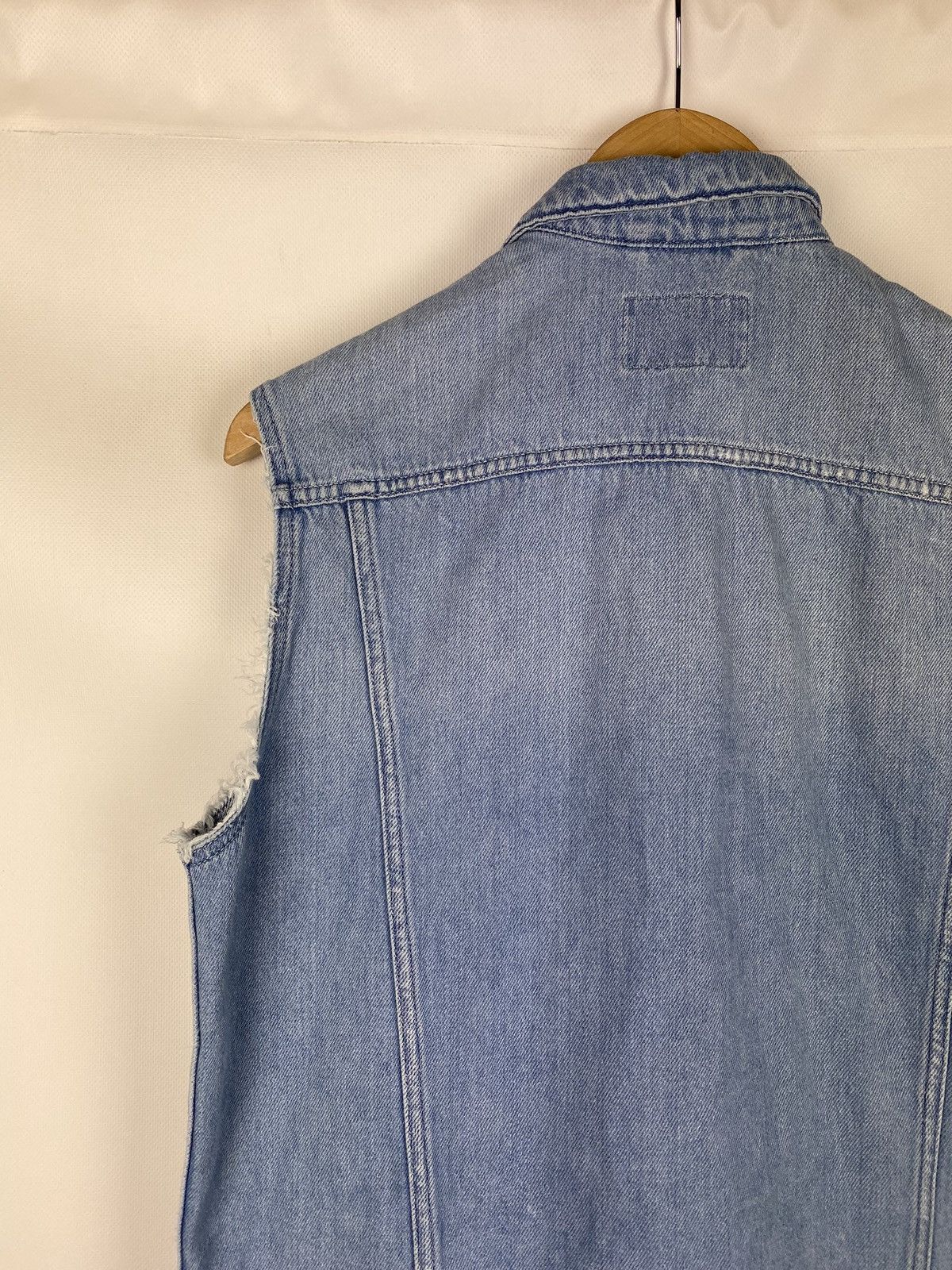 Carhartt Carhartt WIP W’ Trucker Denim Vest Jacket size S Size S / US 4 / IT 40 - 15 Thumbnail