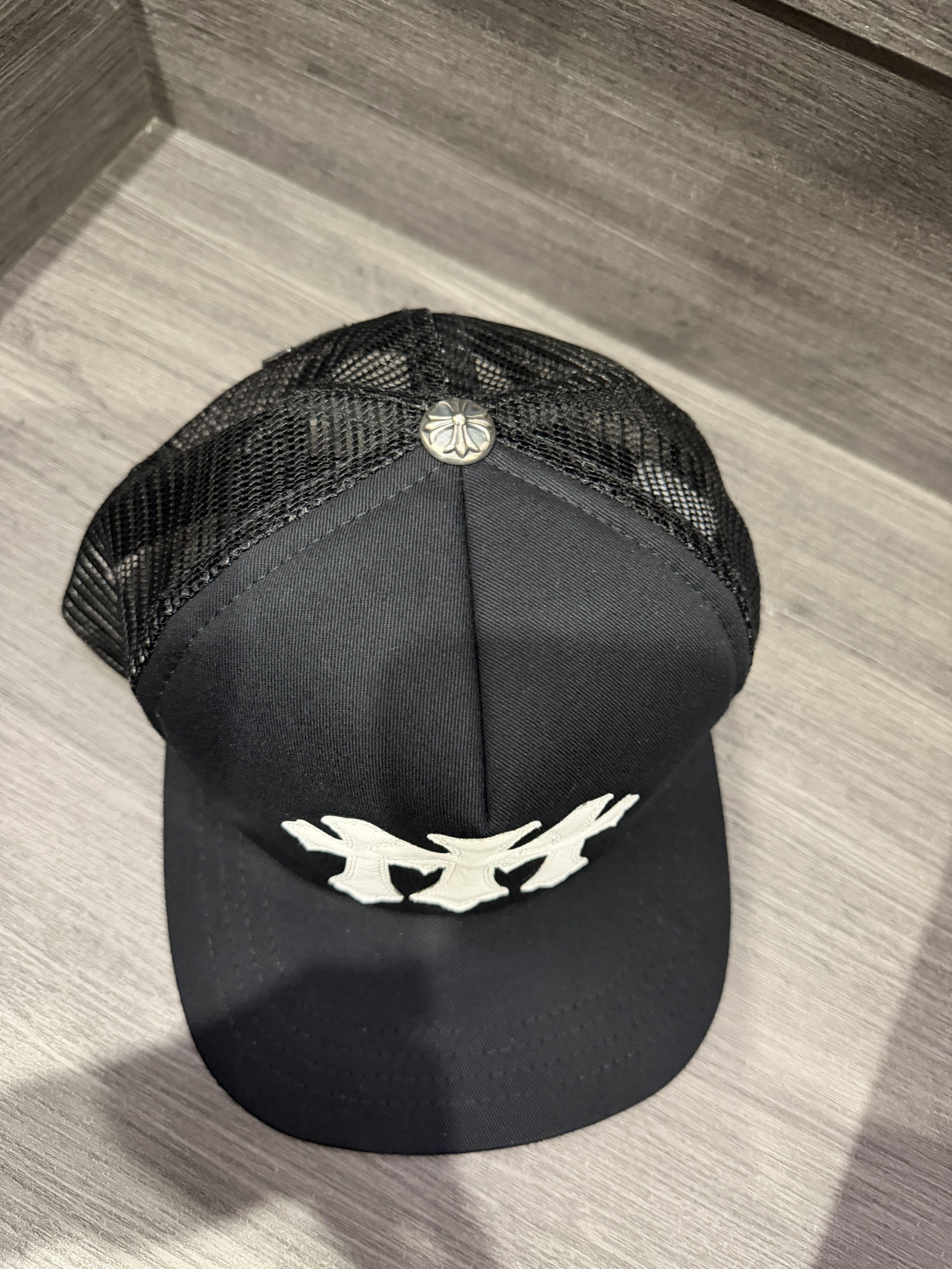 Chrome Hearts 3 patch cross black/white trucker Size ONE SIZE - 2 Thumbnail