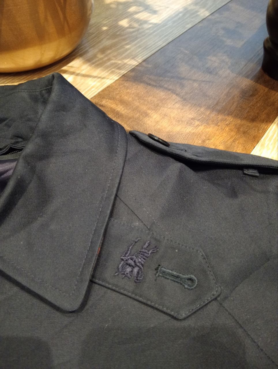 Burberry Prorsum VINTAGE BURBERRYS COTTON POLY TRENCH JACKET - NAVY Size US L / EU 52-54 / 3 - 6 Thumbnail