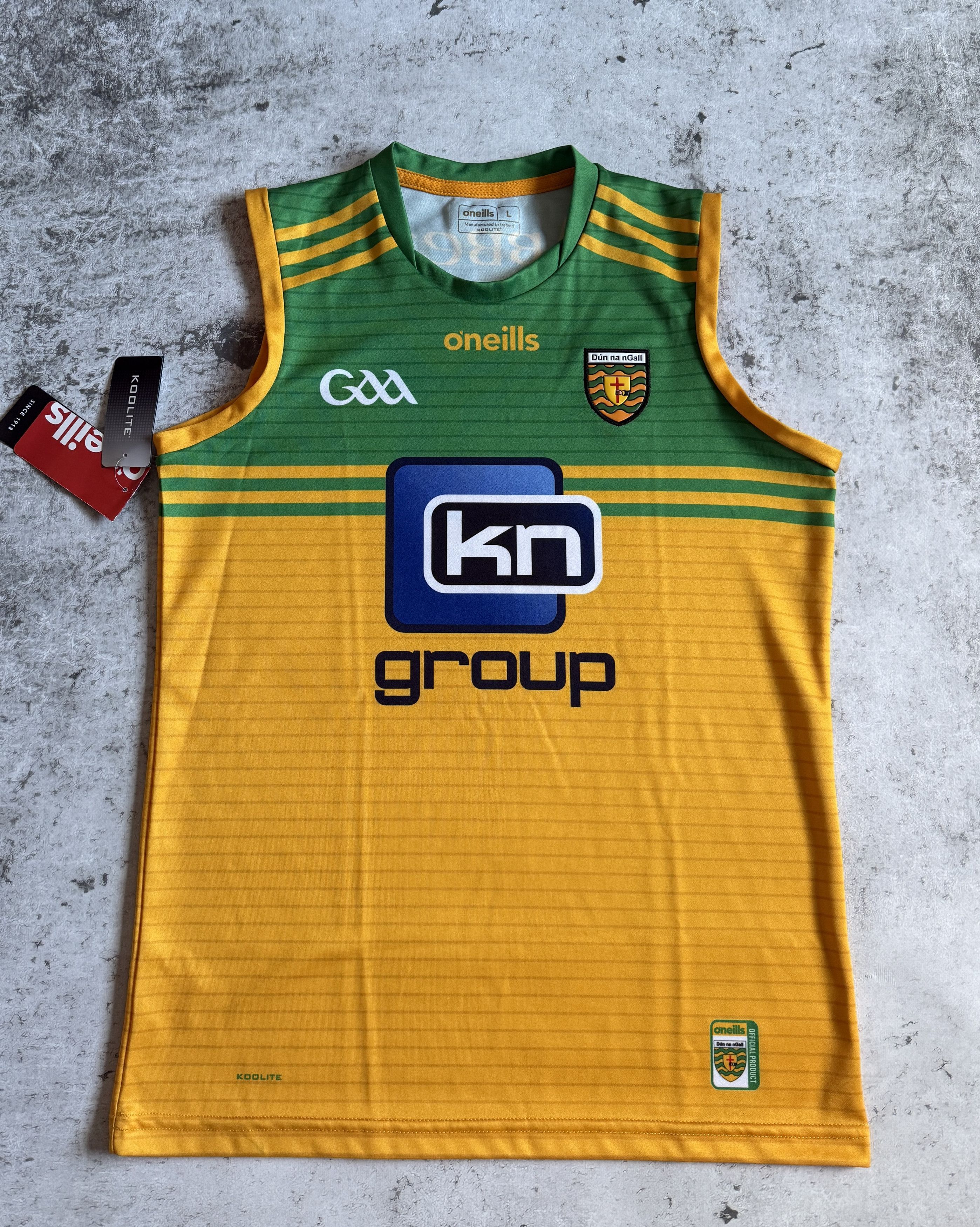 O'Neills O'Neills Donegal GAA Jersey Shirt Sleeveless size M Size US M / EU 48-50 / 2 - 1 Thumbnail