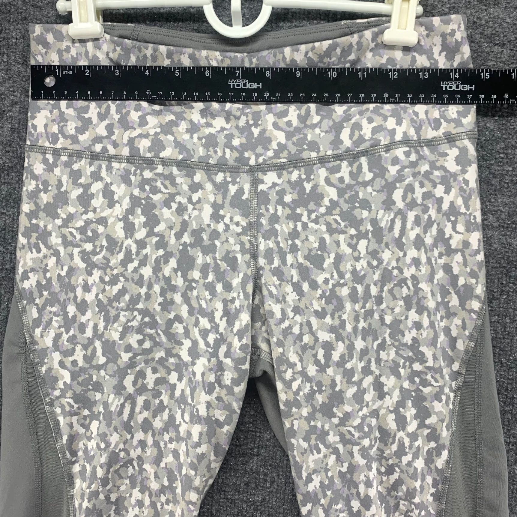 Old Navy Old Navy Leggings Womens Large L Gray Active Elevate Go Dry Stretch Leopard 29 Size 36" / US 14 / IT 50 - 6 Thumbnail