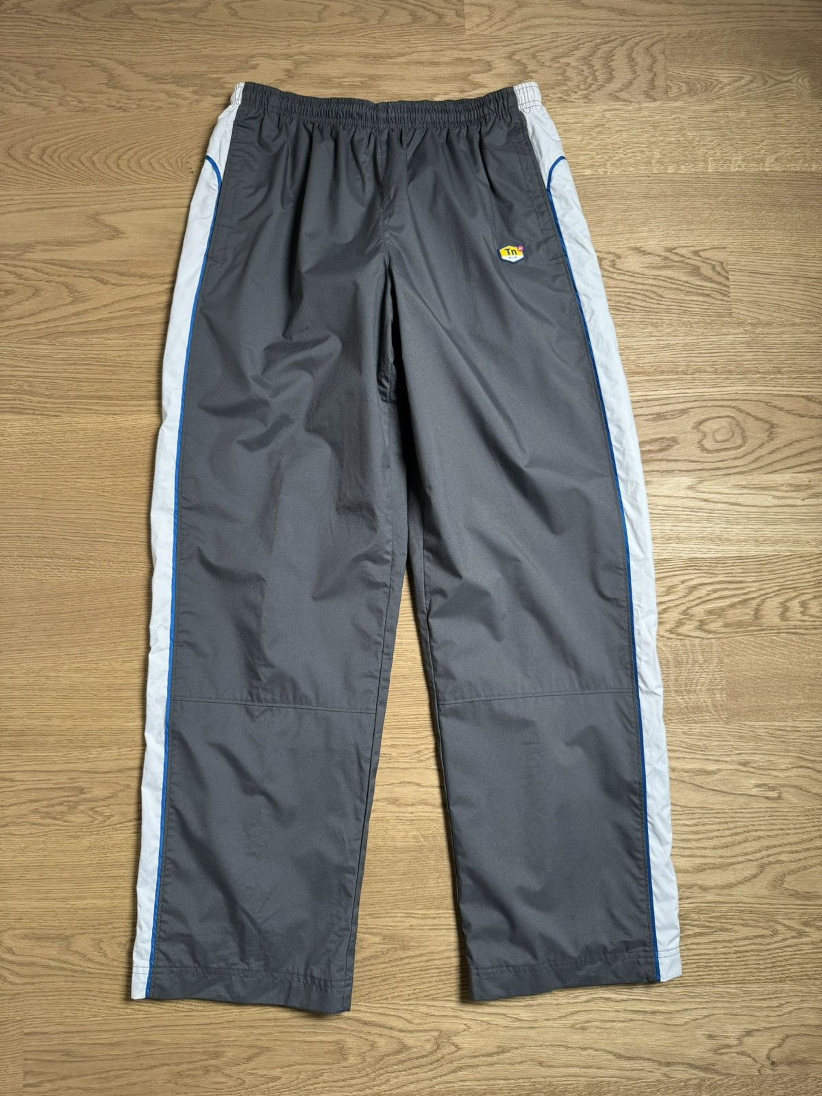 image of Nike Tn Trackpants (L) in Black, Men's (Size 34)