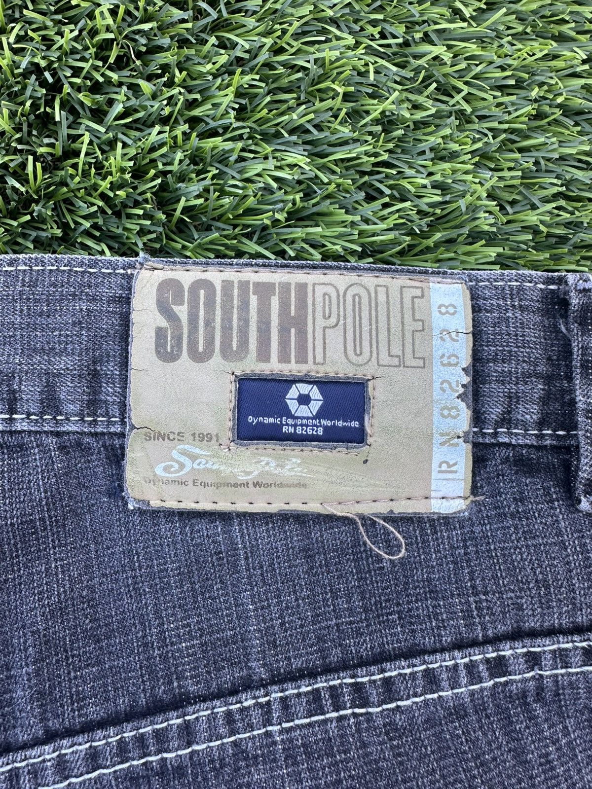 Southpole Vintage y2k super baggy Southpole jorts size 40 Size US 40 / EU 56 - 2 Thumbnail