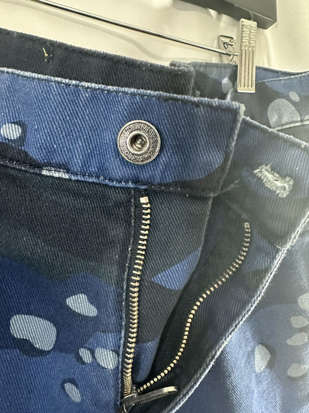 Off-White OFF WHITE CAMO BLUE DENIM PANTS Size US 31 - 4 Thumbnail