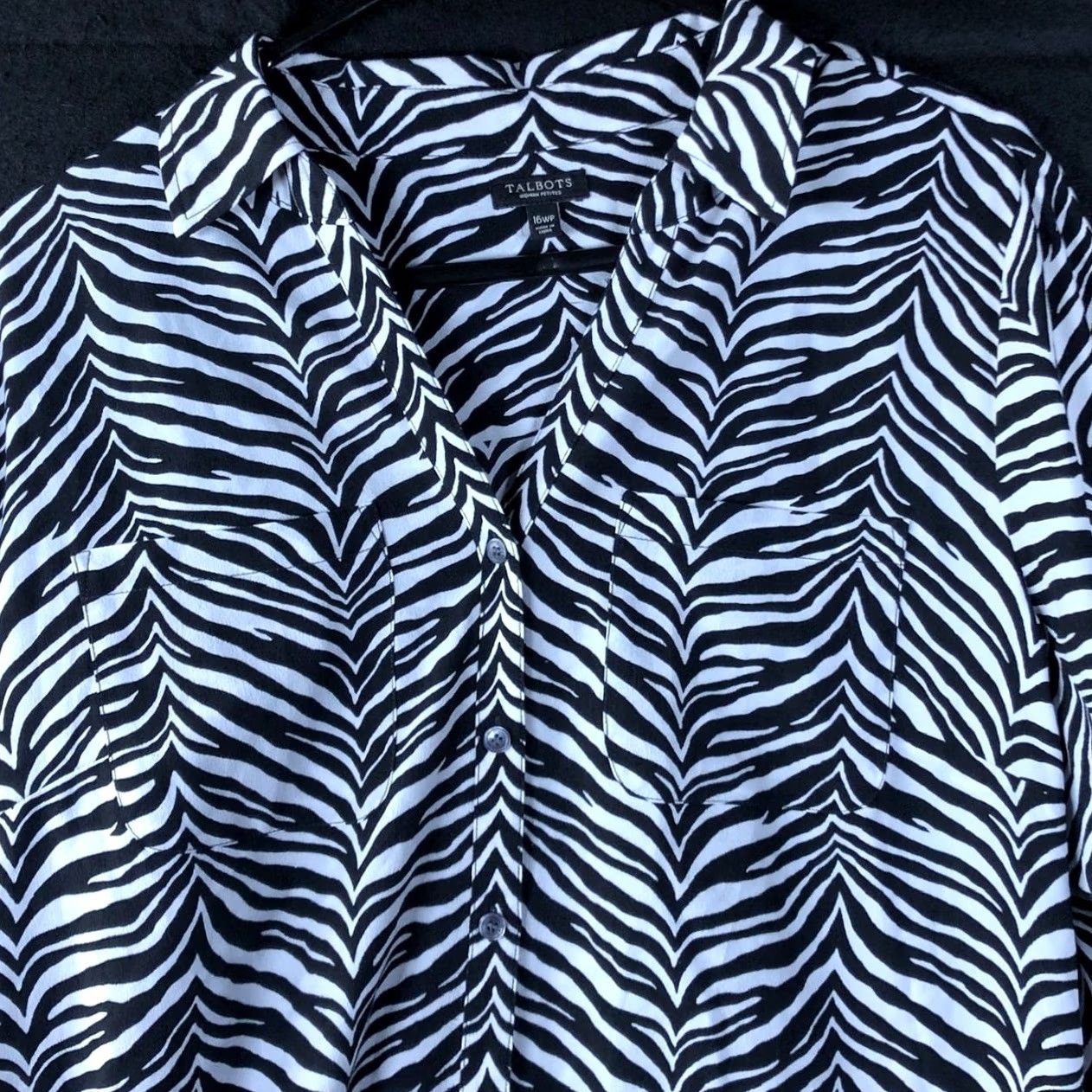 Talbots Talbots Womens Shirt Black White Zebra Button Down Long Sleeve Collared 16WP Size XXL / US 16-18 / IT 52-54 - 2 Thumbnail