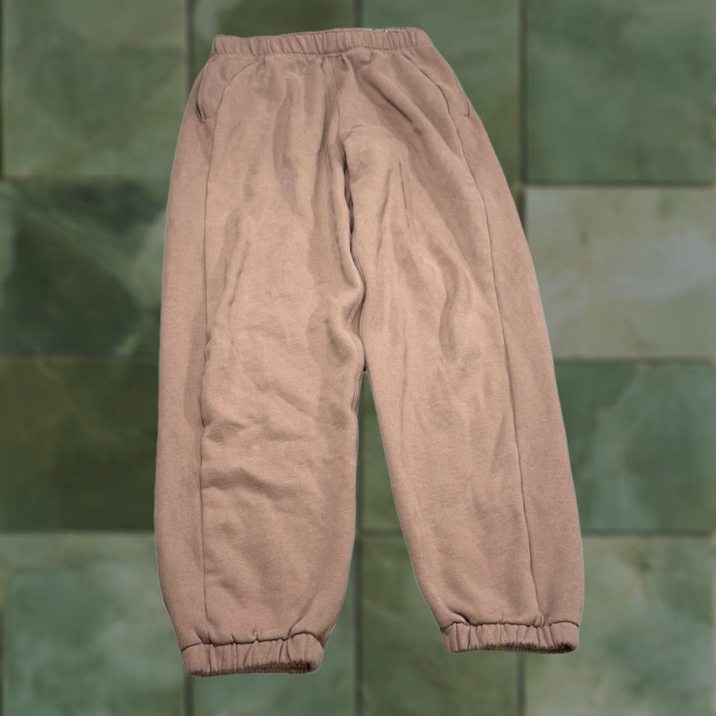 Lululemon Lululemon Scuba Mid-Rise Oversized Jogger Women's M Dusty Pink Nylon Drawstring Tapered Athleisure Pants Size 32" / US 10 / IT 46 - 1 Thumbnail