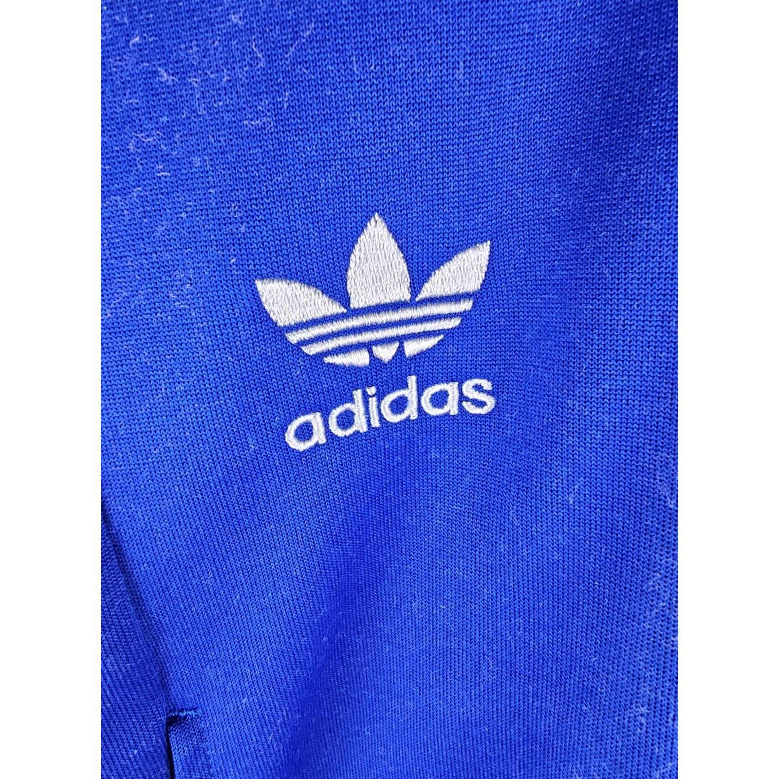 Adidas VINTAGE adidas TREFOIL FIFA ITALIA TRACK JACKET WOMEN'S SMALL Jacket Women S Blue Track Jacket 90s FIFA Italy Cross Shoulder 15 INCH Size S / US 4 / IT 40 - 4 Thumbnail
