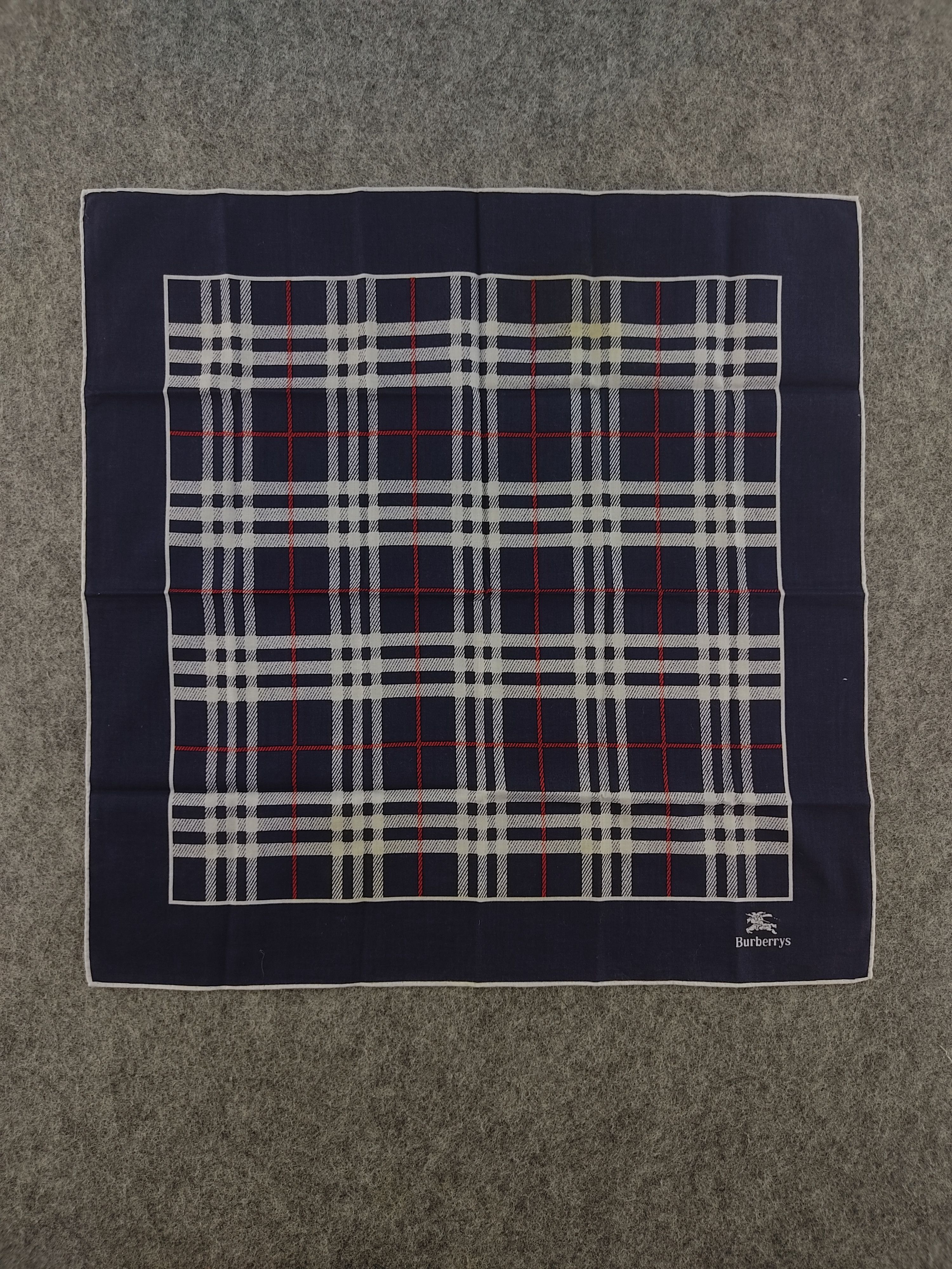 Burberry Vintage Burberry Handkerchief Neckerchief Bandana H063E Size ONE SIZE - 2 Thumbnail