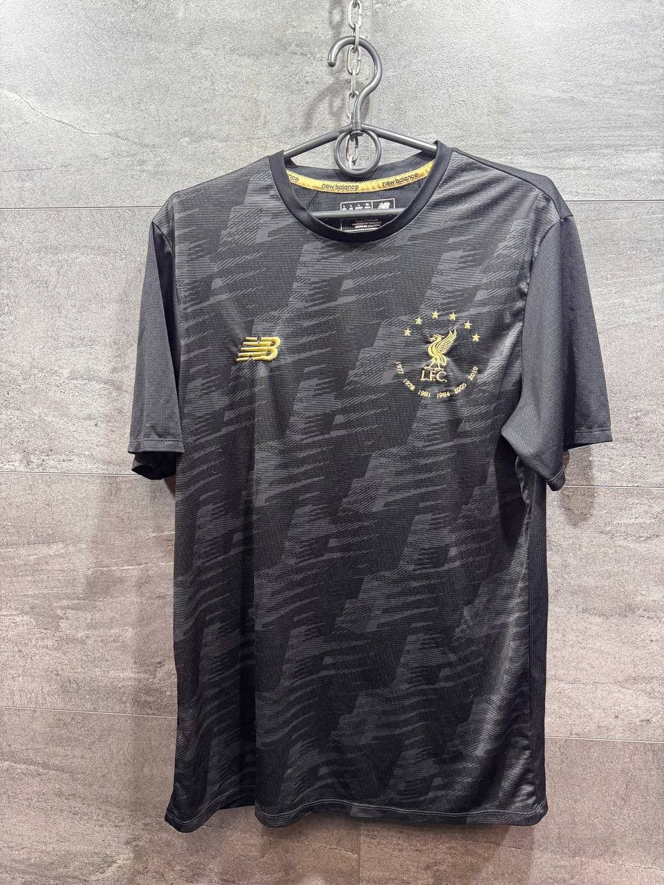 New Balance New Balance Liverpool 2018/19 Football Soccer Jersey Shirt Size US L / EU 52-54 / 3 - 1 Thumbnail