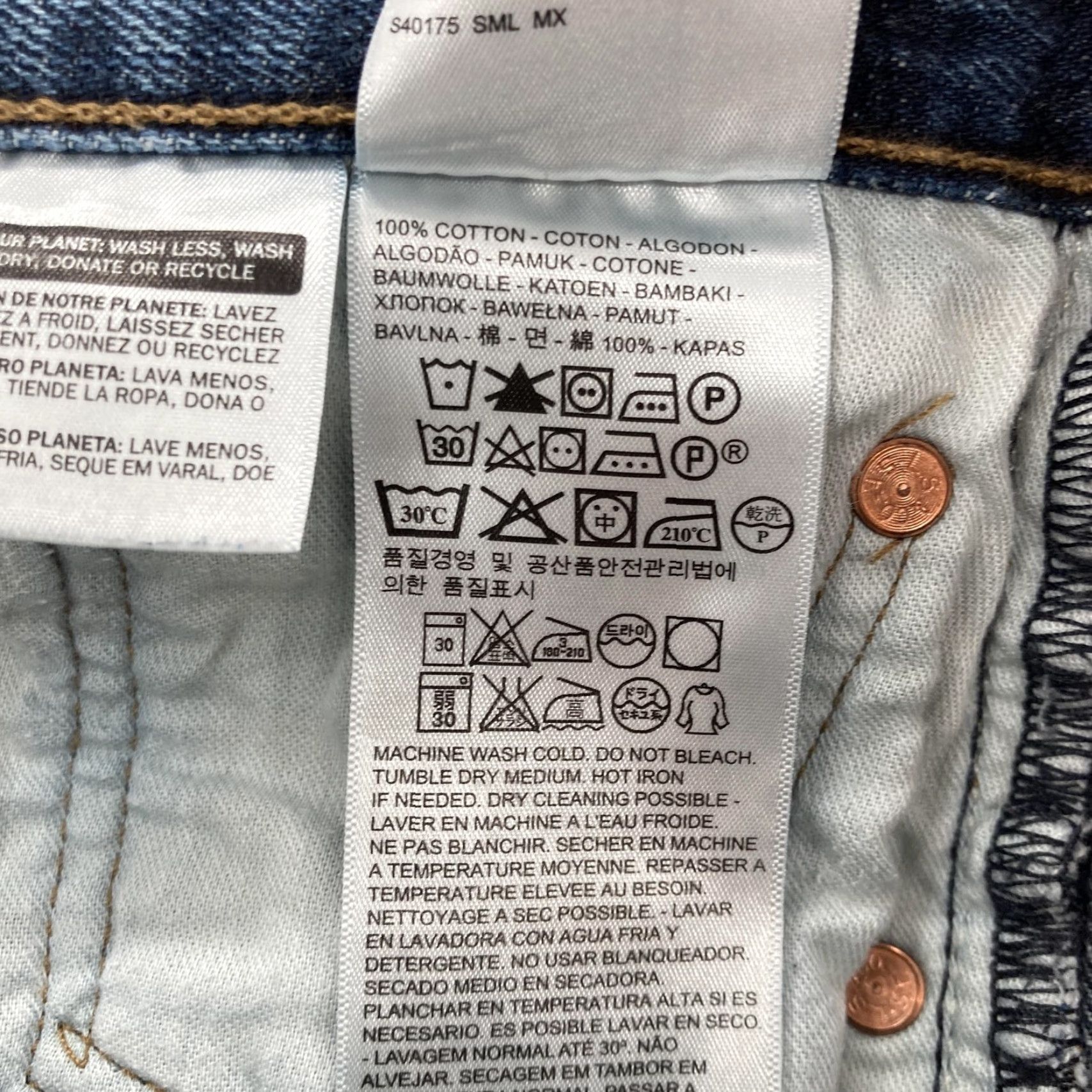 Levi's VINTAGE Levi's 501 Jeans Mens 36x32 Medium Wash Button Fly Straight Leg Original Fit Mens Size US 36 / EU 52 - 7 Thumbnail