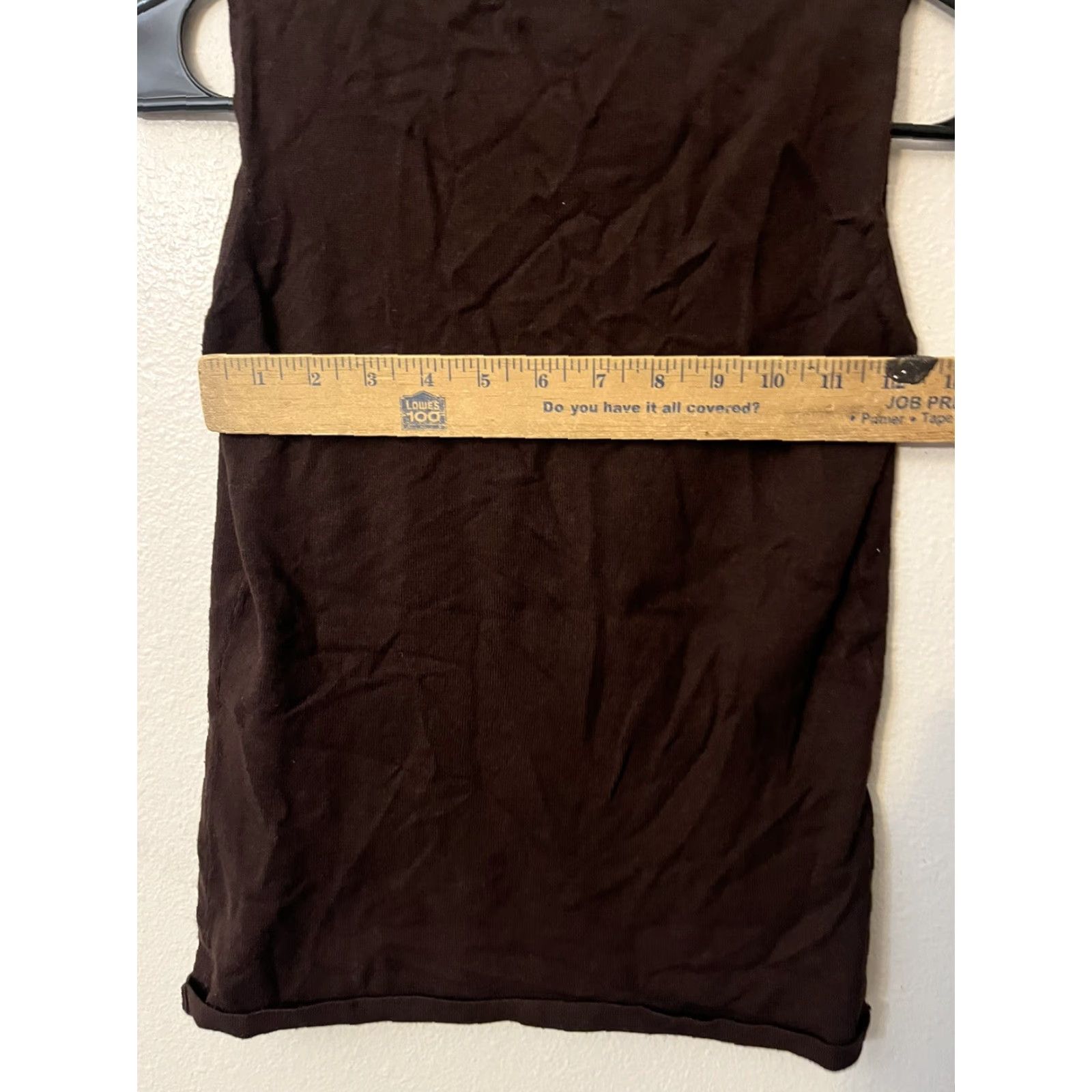 Bcbgmaxazria VINTAGE BCBGMAXAZRIA Women's Tank Top S Round Neck Studded Viscose Blend Maroon 80s Size S / US 4 / IT 40 - 5 Thumbnail