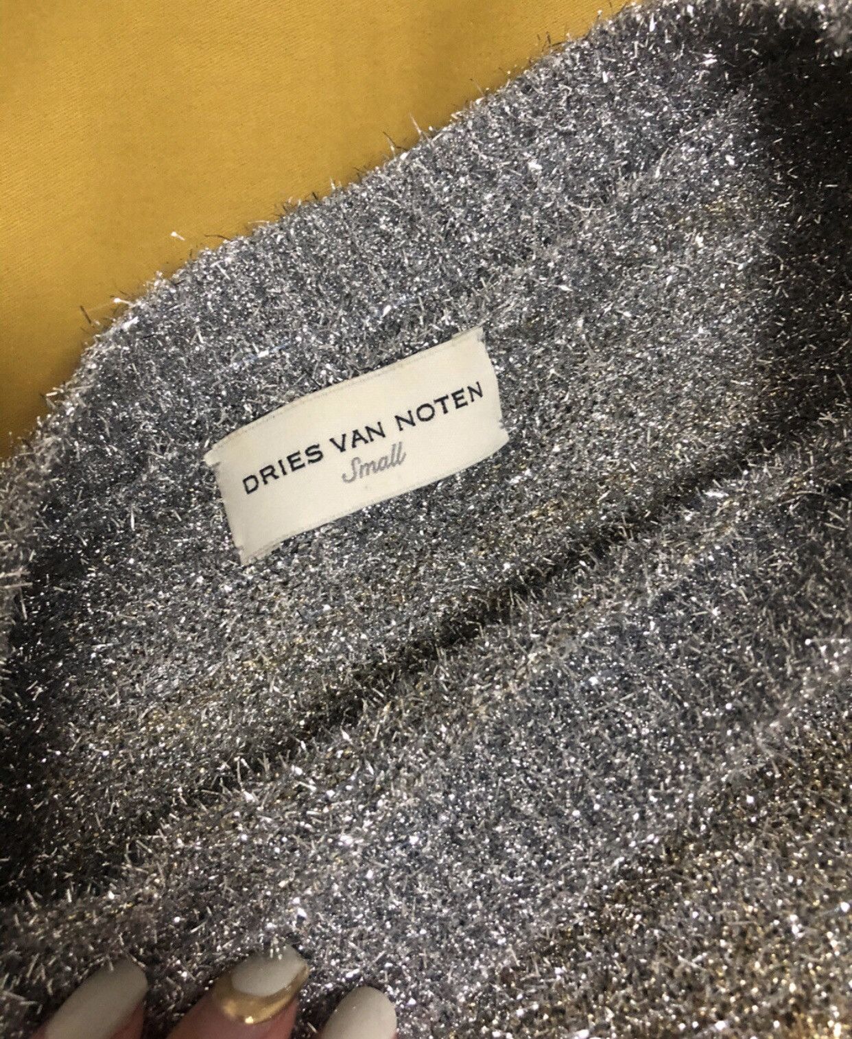 Dries Van Noten Dries van noten Sweater 2412-Nextarrow Size US S / EU 44-46 / 1 - 3 Thumbnail