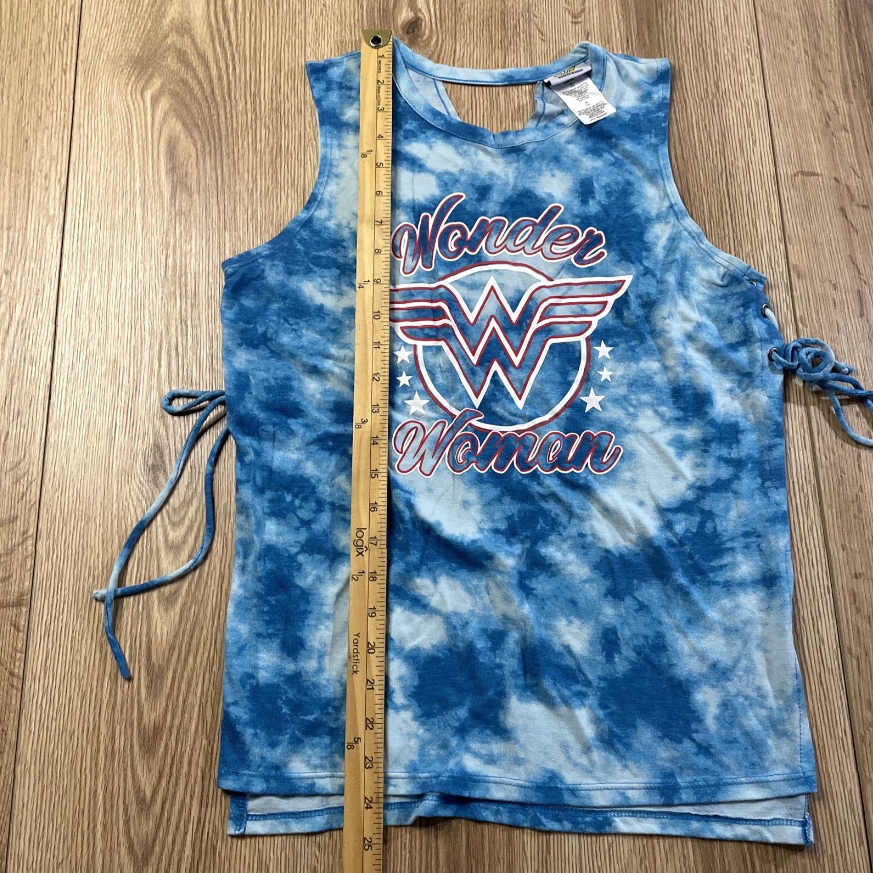 DC Comics DC Comics Wonder Woman Logo Tank Top Shirt Juniors Size M Womens Sleeveless Blue Knit 50% Cotton 50% Polyester Logo Graphic Tee Size M / US 6-8 / IT 42-44 - 3 Thumbnail