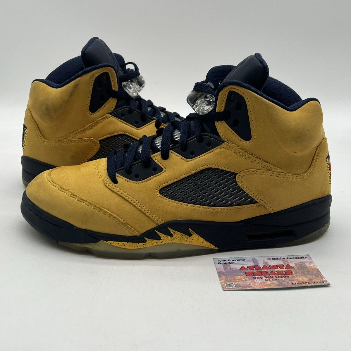 Jordan Brand Air Jordan 5 Michigan Size US 11.5 / EU 44-45 - 1 Thumbnail