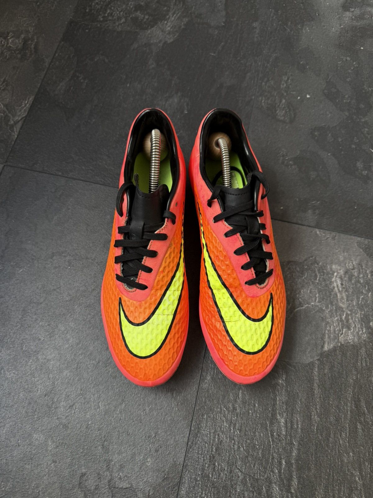 Vintage Nike vintage soccer football boots hypervenom phelon FG Size US 7 / EU 40 - 4 Thumbnail