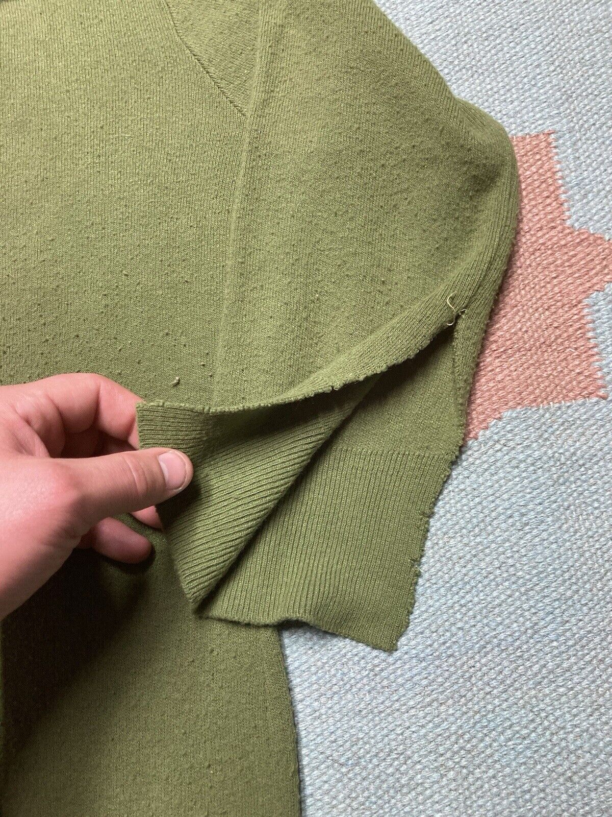 Vintage VTG 70s knit sweater open neck soft comfy green Small Size US S / EU 44-46 / 1 - 4 Thumbnail