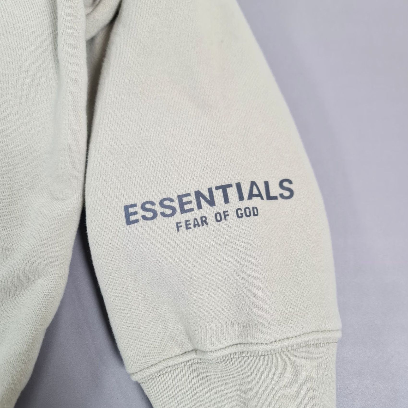 Fear of God Fear Of God Essentials Hoodie Mens XL Green Oversized Fleece Kangaroo Pocket Logo Boxy/Regular Fit Size US XL / EU 56 / 4 - 4 Thumbnail