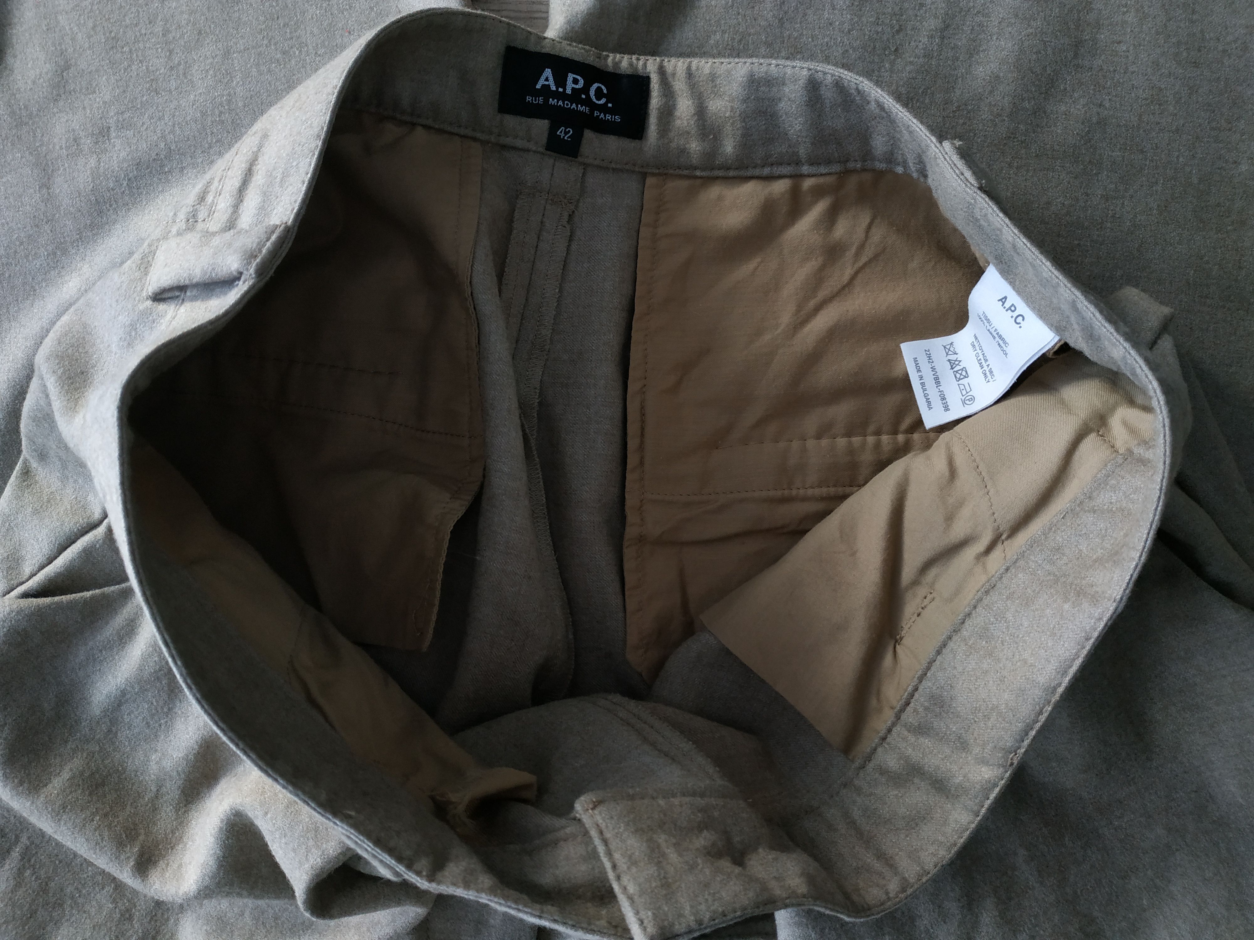 A.P.C. × Designer A.P.C. Paris Women's Wool Beige Chino Pants, s. 42 (XL) Size 30" / US 8 / IT 44 - 8 Thumbnail