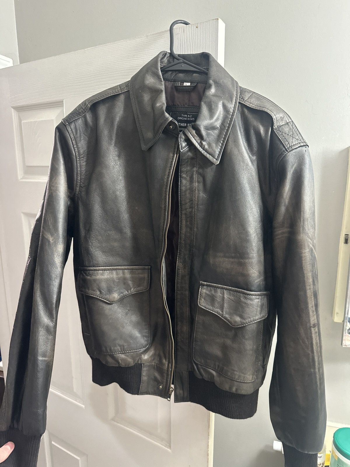Other Greyish Brown Airforce Leather Jacket Size US L / EU 52-54 / 3 - 1 Preview