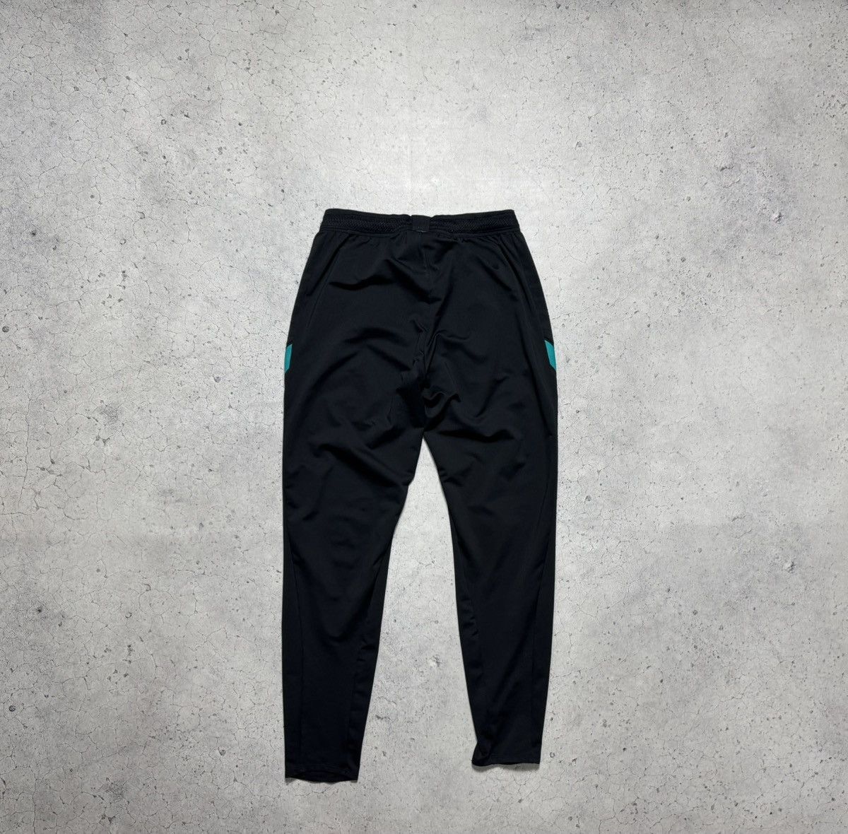 Nike Nike FC Inter Milan Vintage Soccer Pants Black Size S Size US 30 / EU 46 - 7 Thumbnail